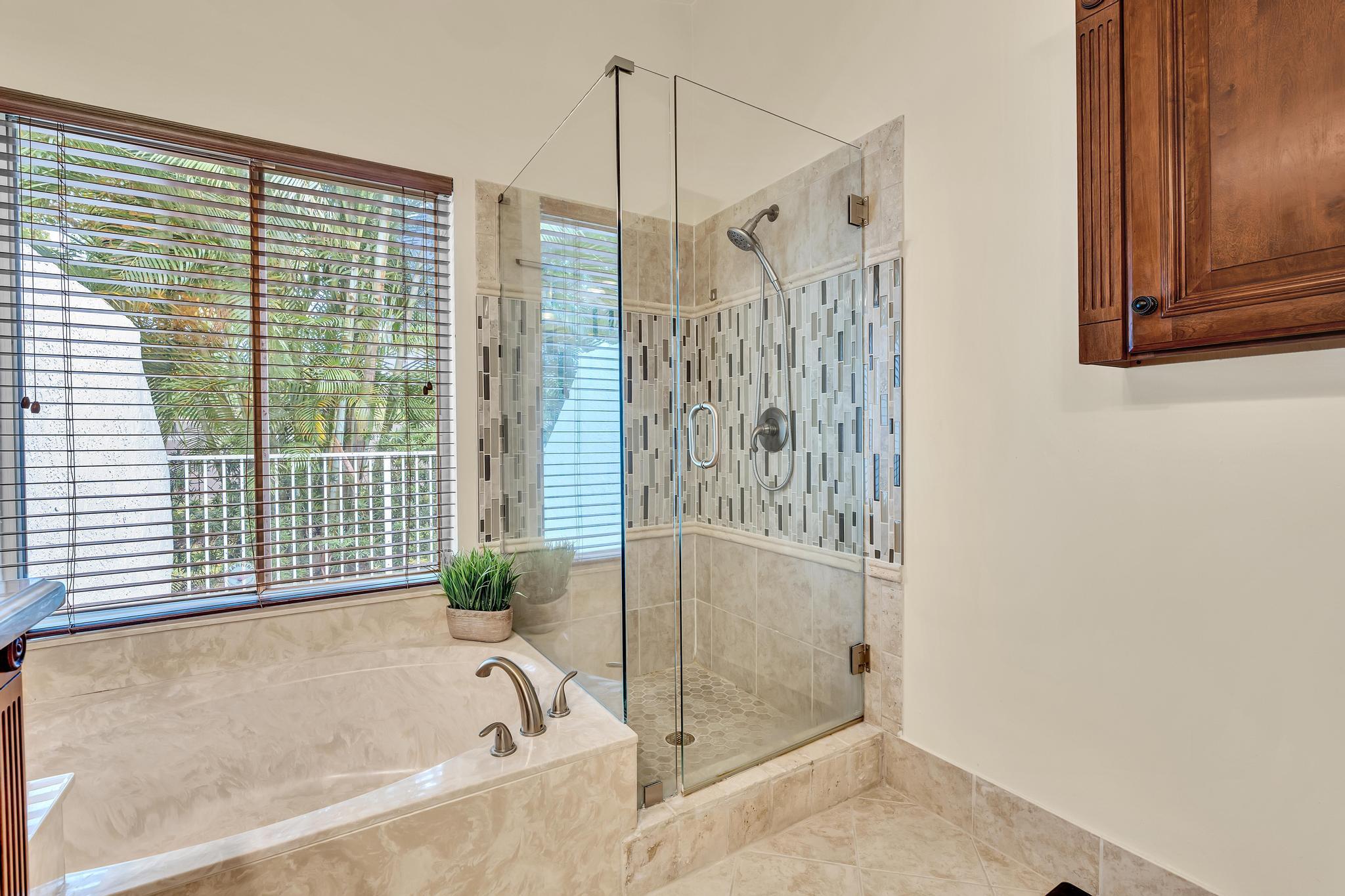 6207 La Vida, Boca Raton FL 33433