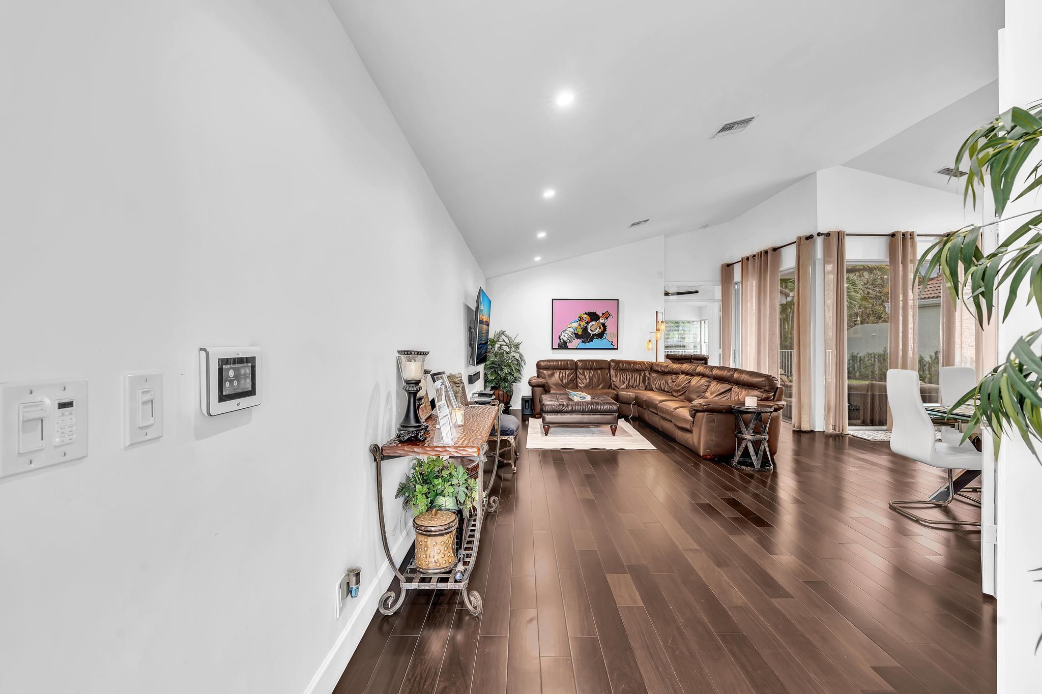 6207 La Vida, Boca Raton FL 33433