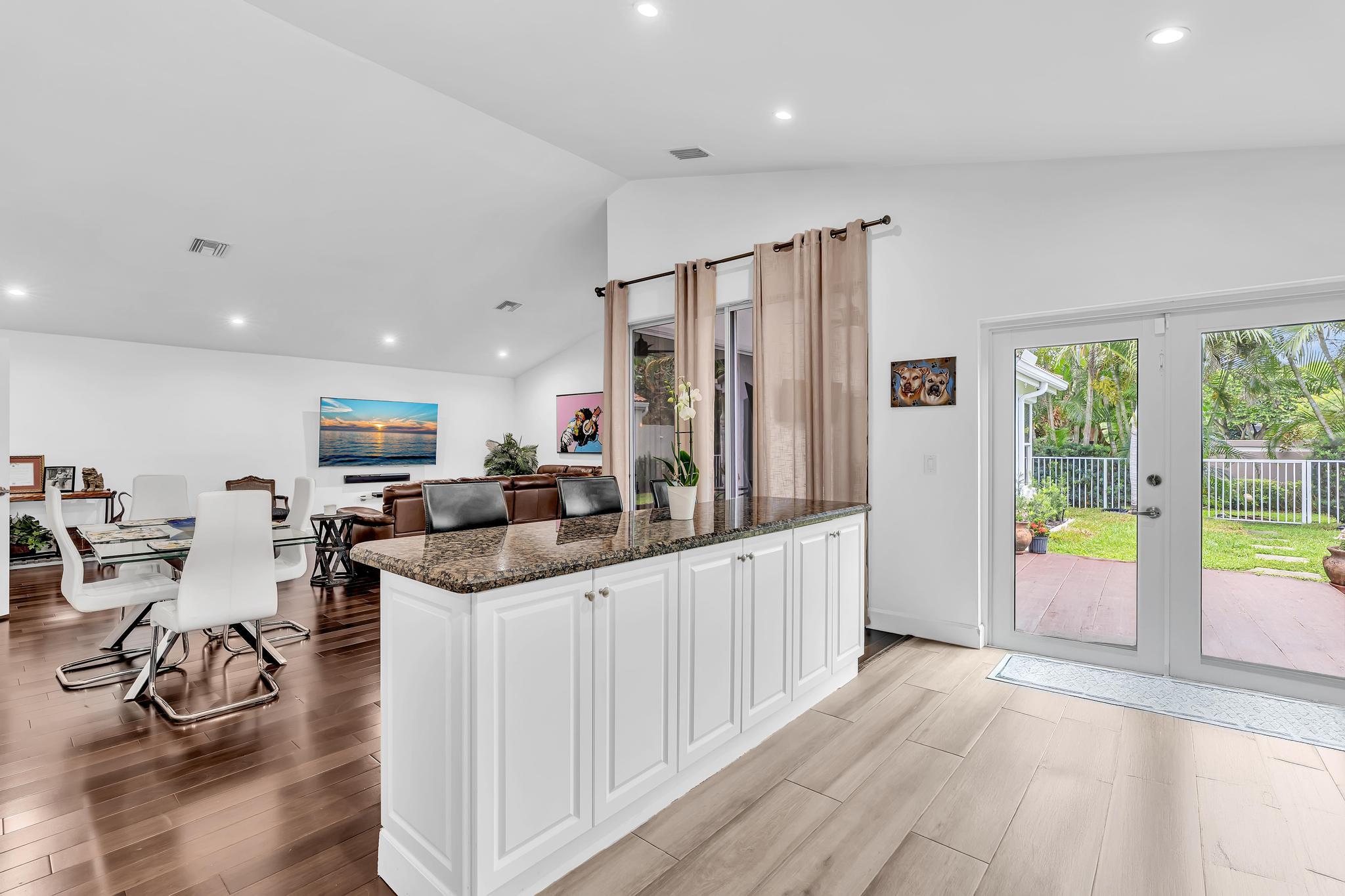 6207 La Vida, Boca Raton FL 33433