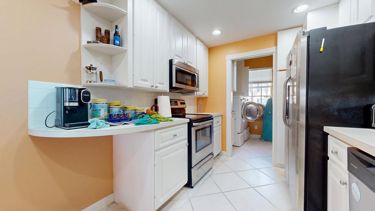 2136 Tigris, West Palm Beach FL 33411