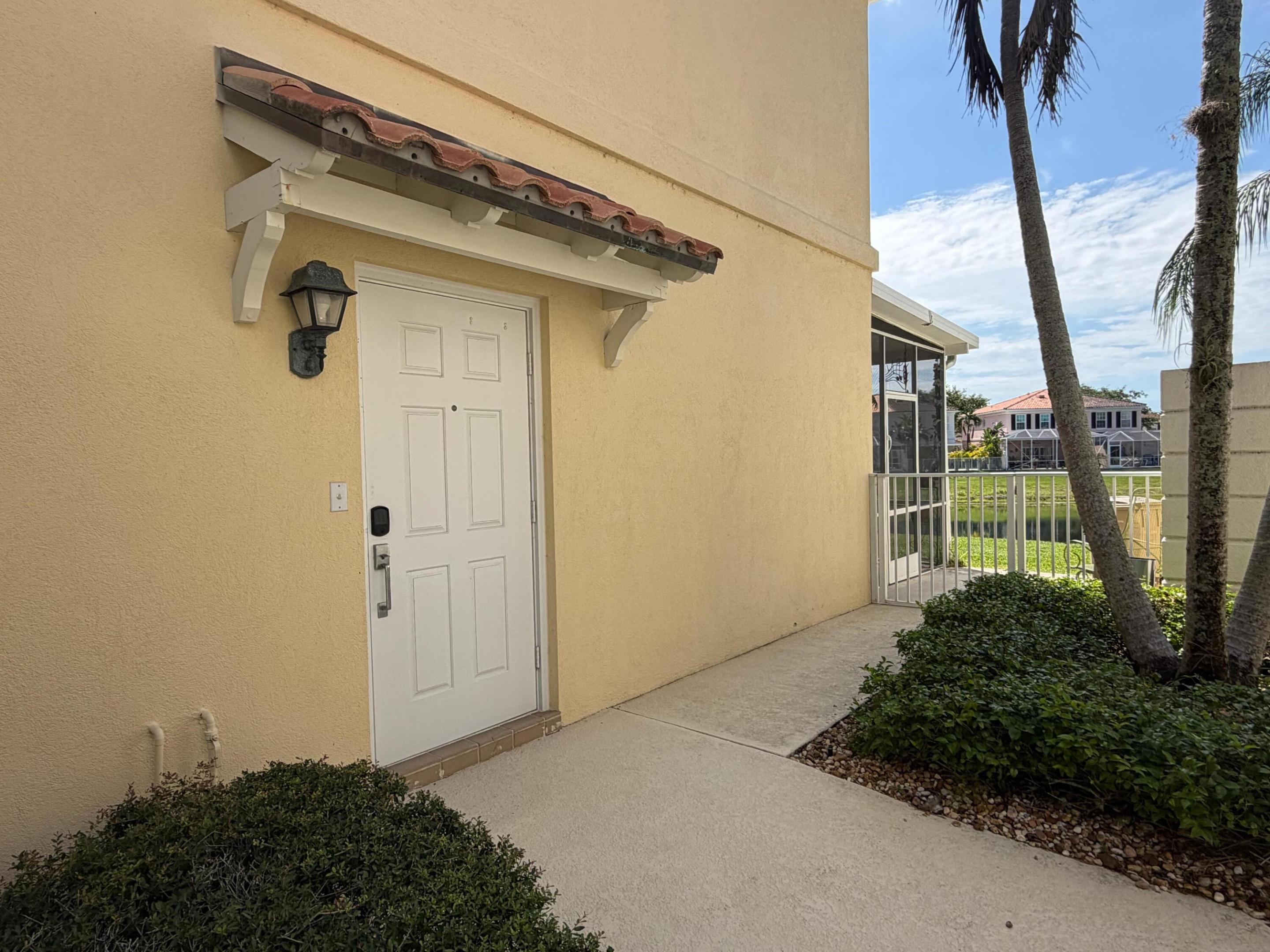 2136 Tigris, West Palm Beach FL 33411