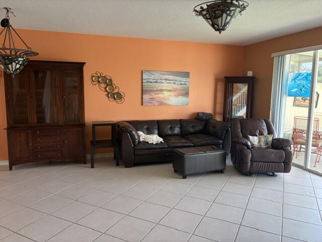 2136 Tigris, West Palm Beach FL 33411