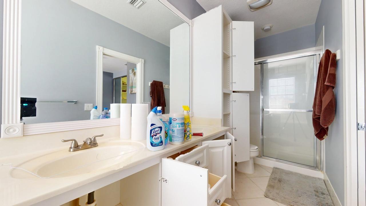 2136 Tigris, West Palm Beach FL 33411