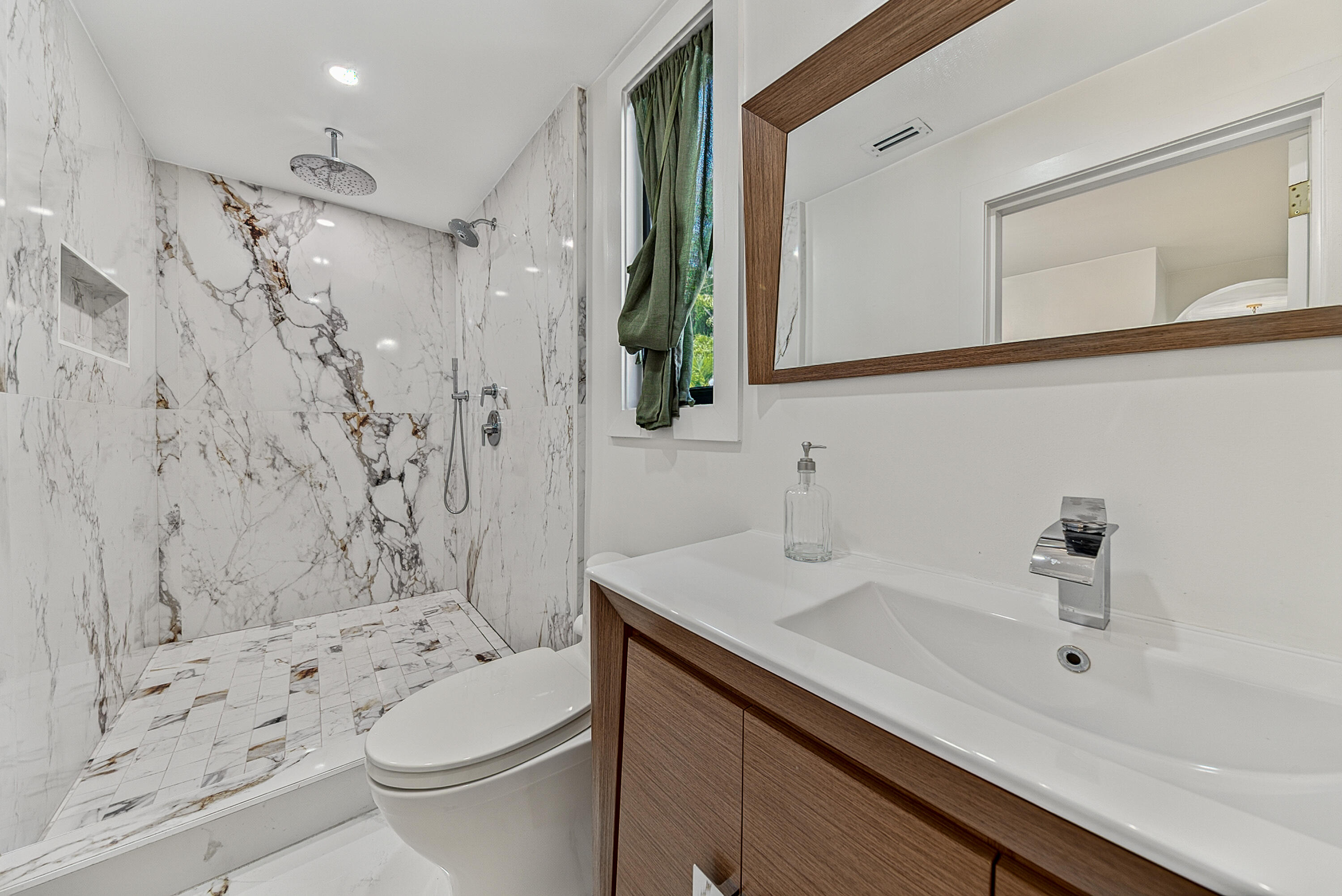 1010 N Rio Vista, Fort Lauderdale FL 33301