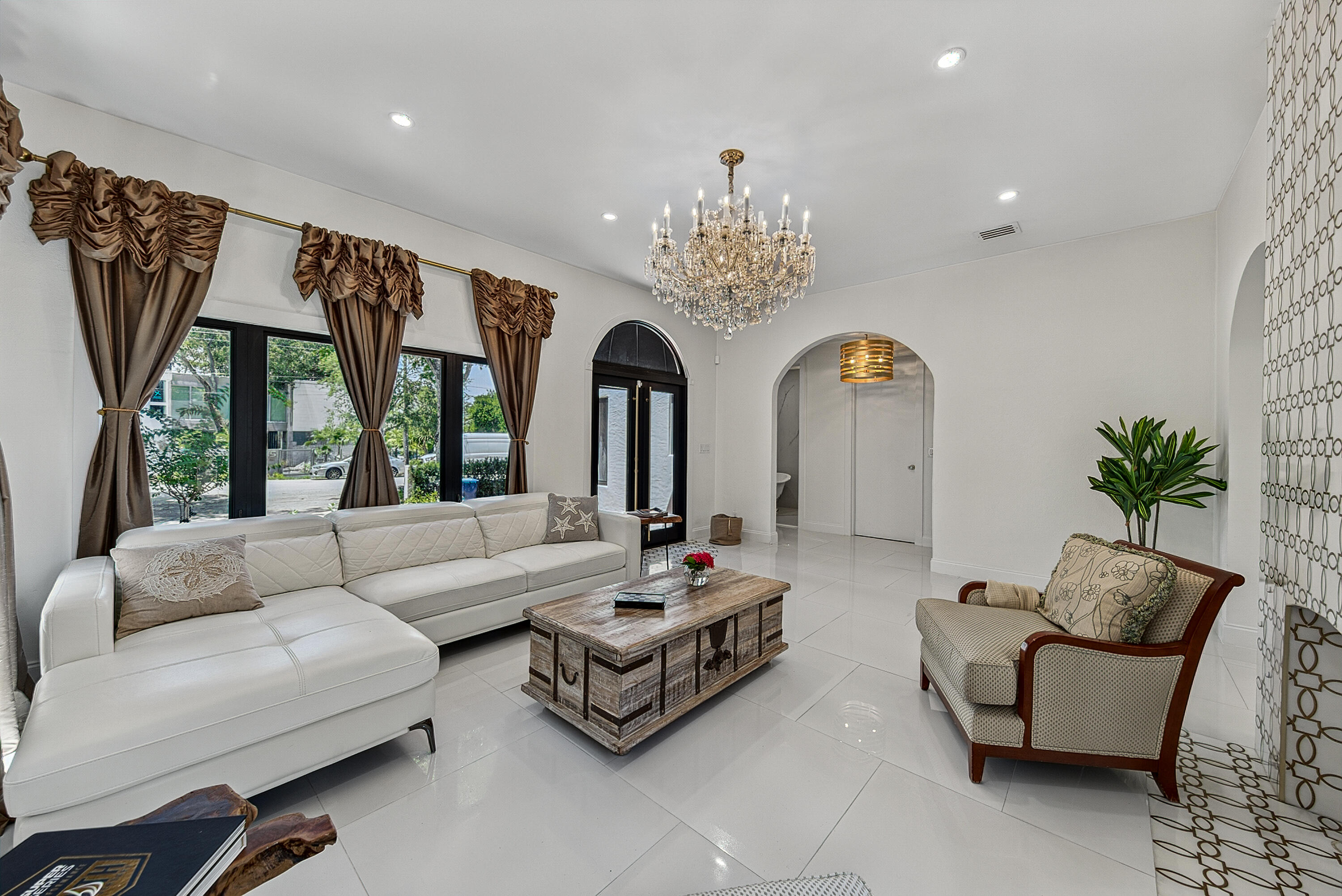 1010 N Rio Vista, Fort Lauderdale FL 33301