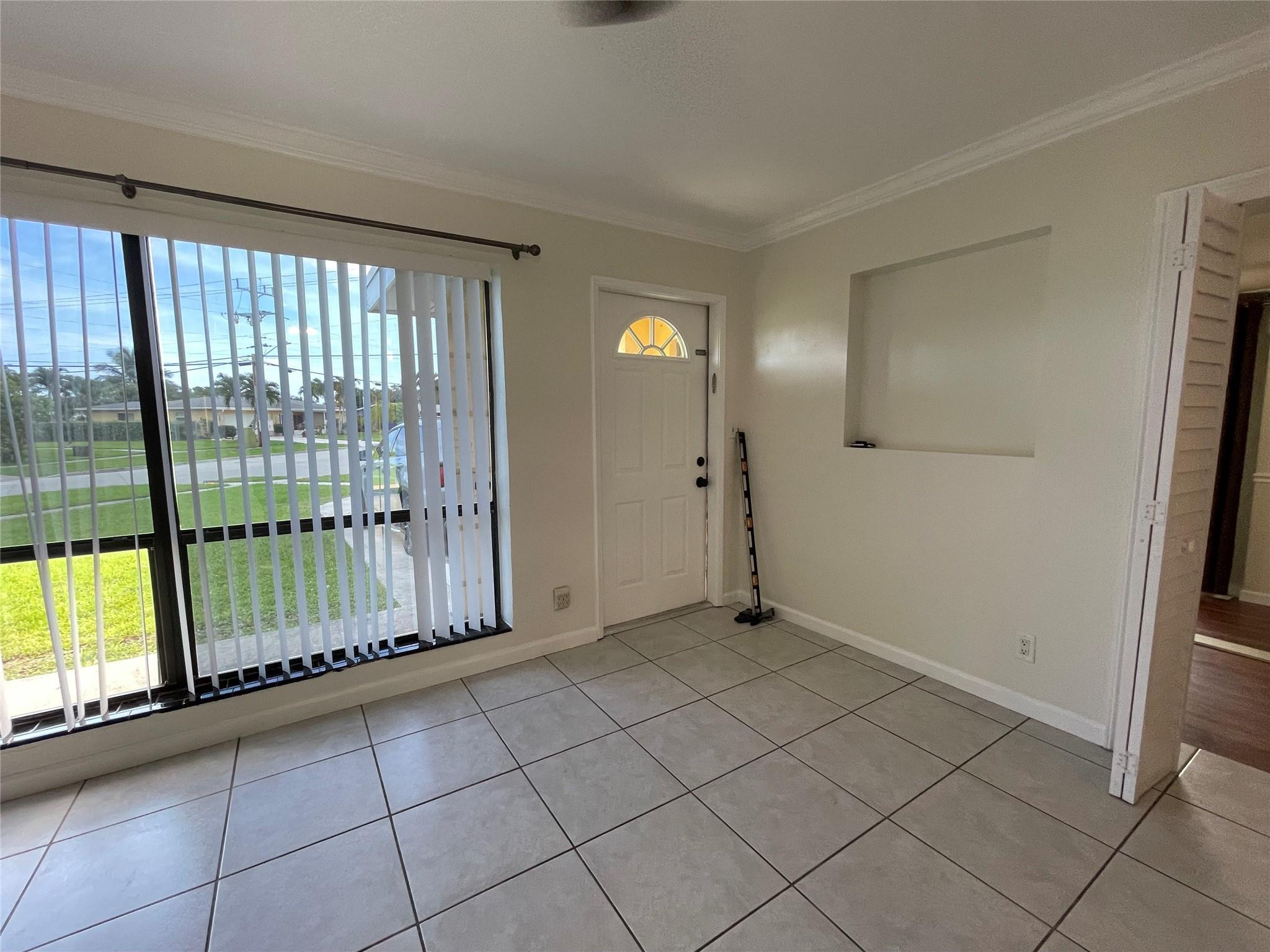 6101 NW 18th, Margate FL 33063