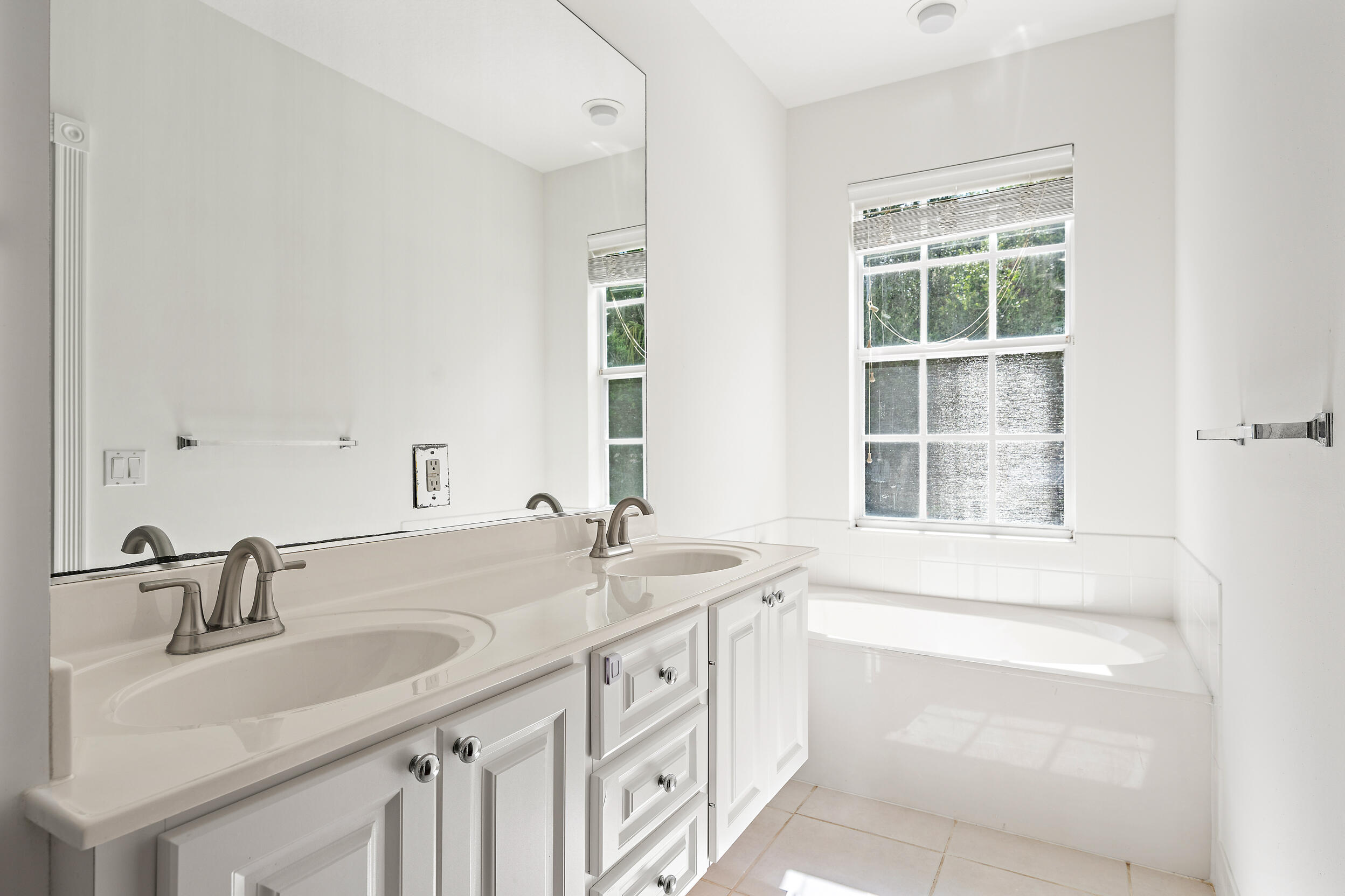 442 Capistrano, Palm Beach Gardens FL 33410