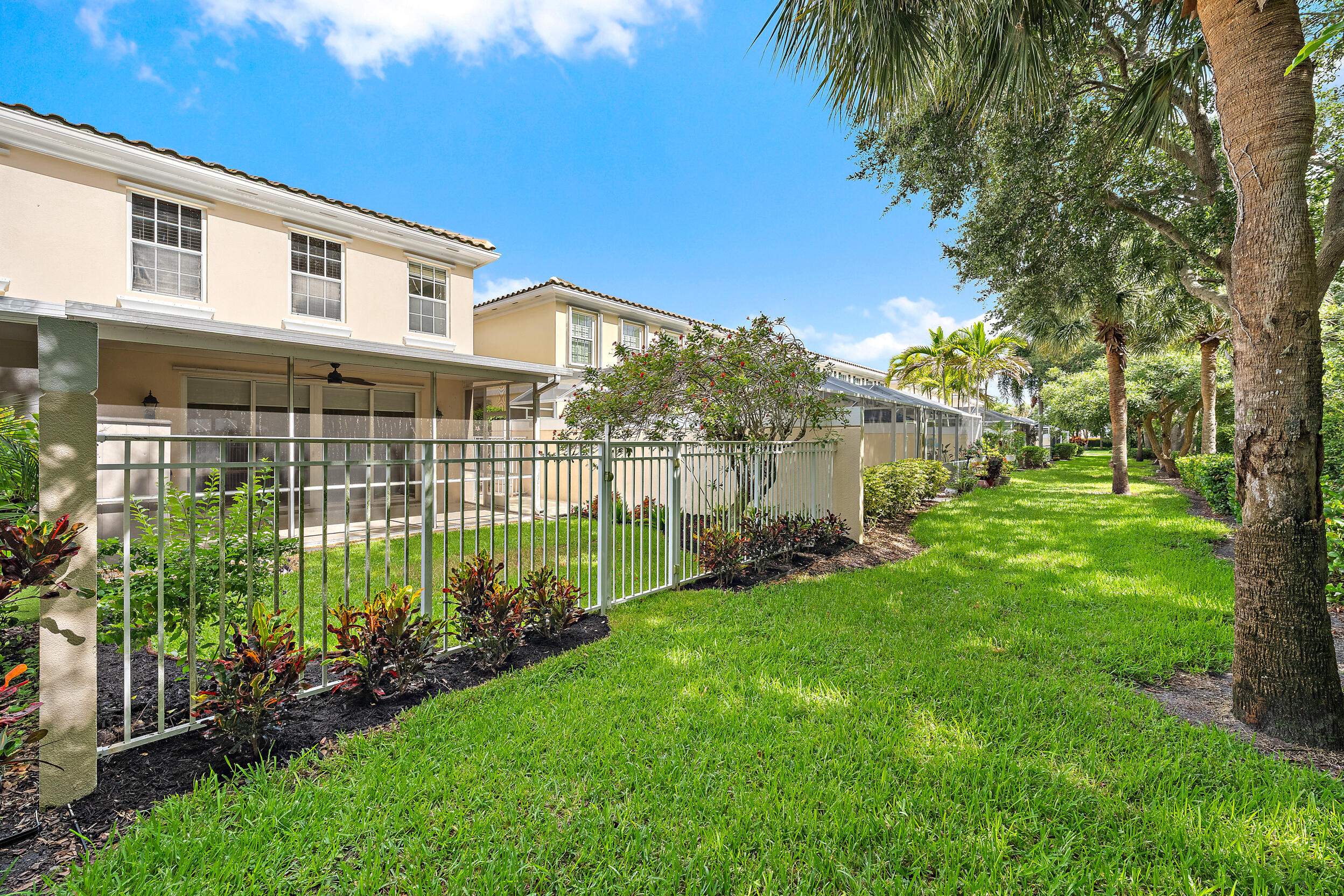 442 Capistrano, Palm Beach Gardens FL 33410