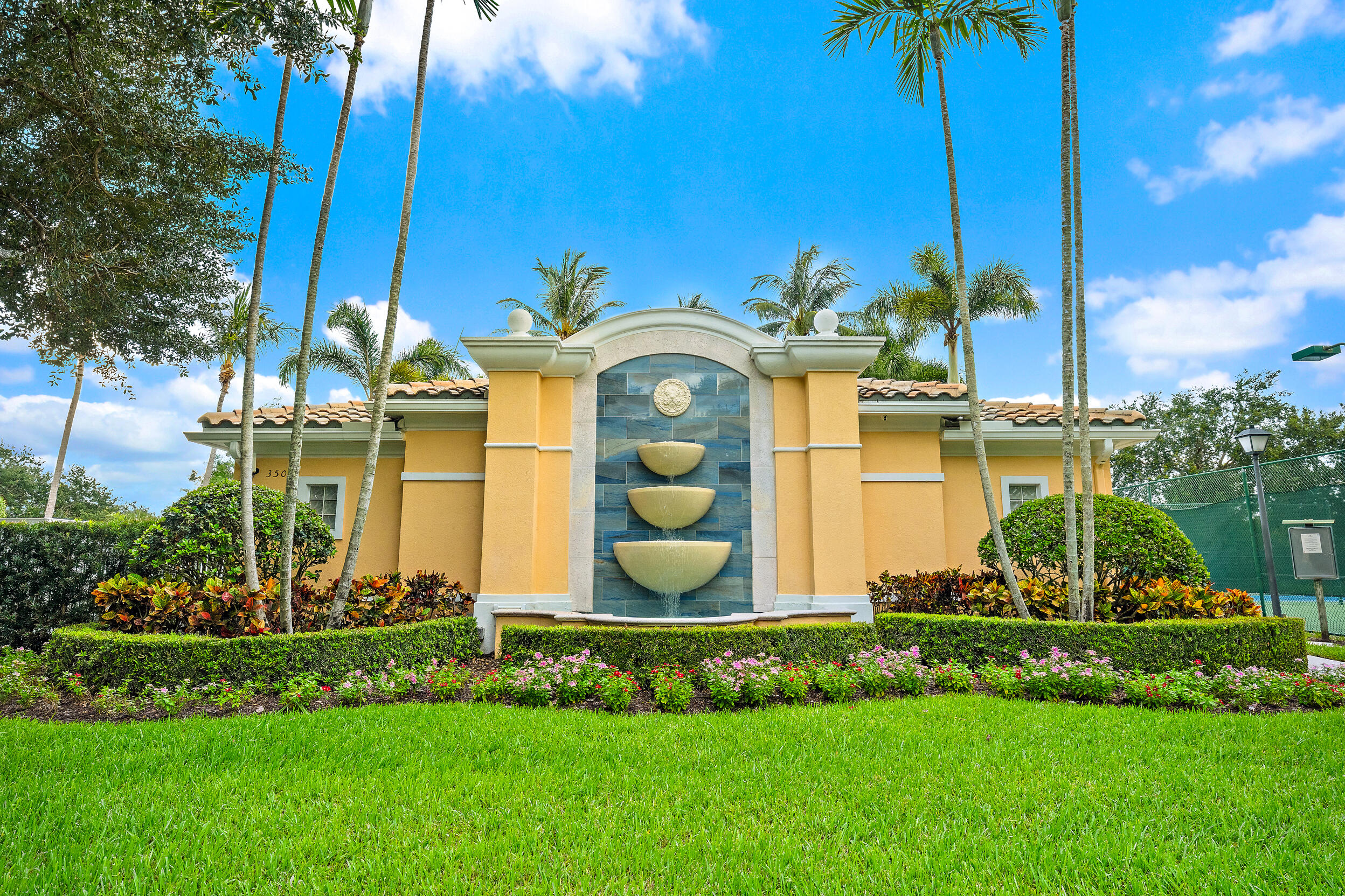442 Capistrano, Palm Beach Gardens FL 33410