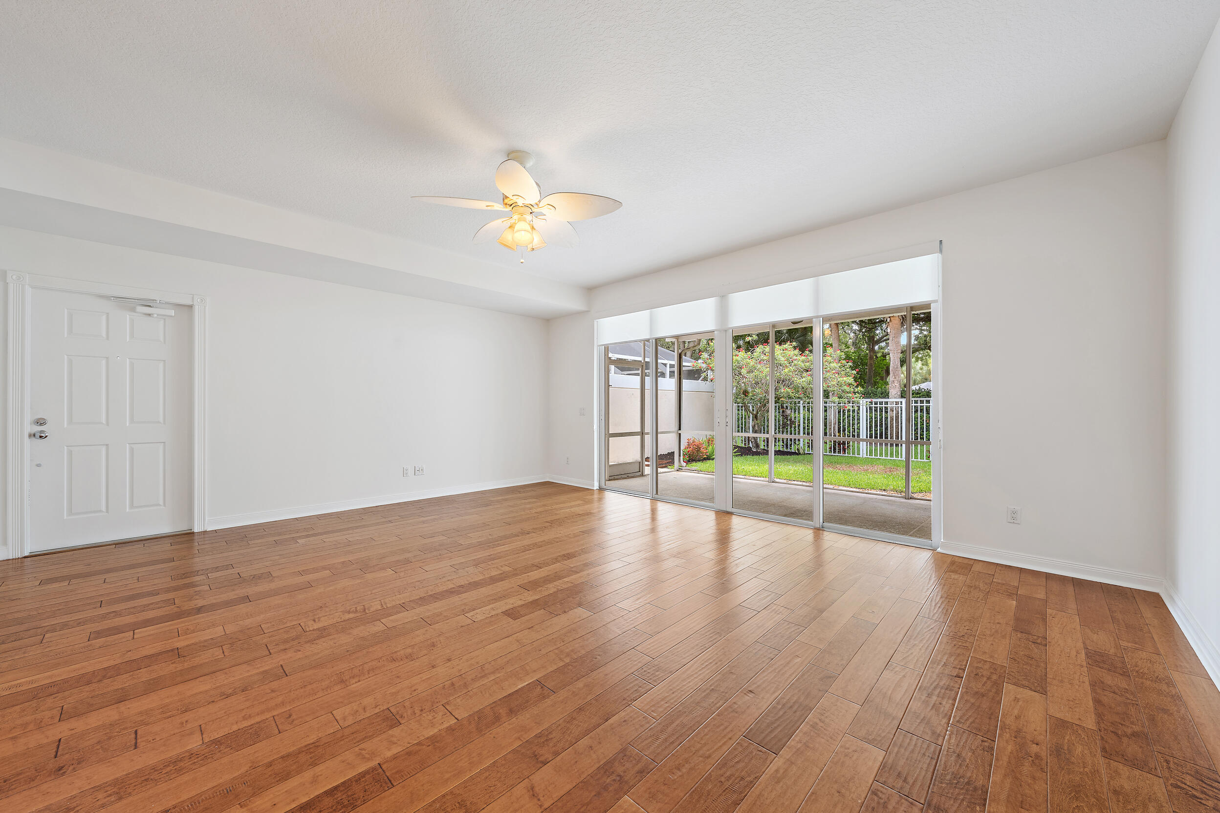 442 Capistrano, Palm Beach Gardens FL 33410