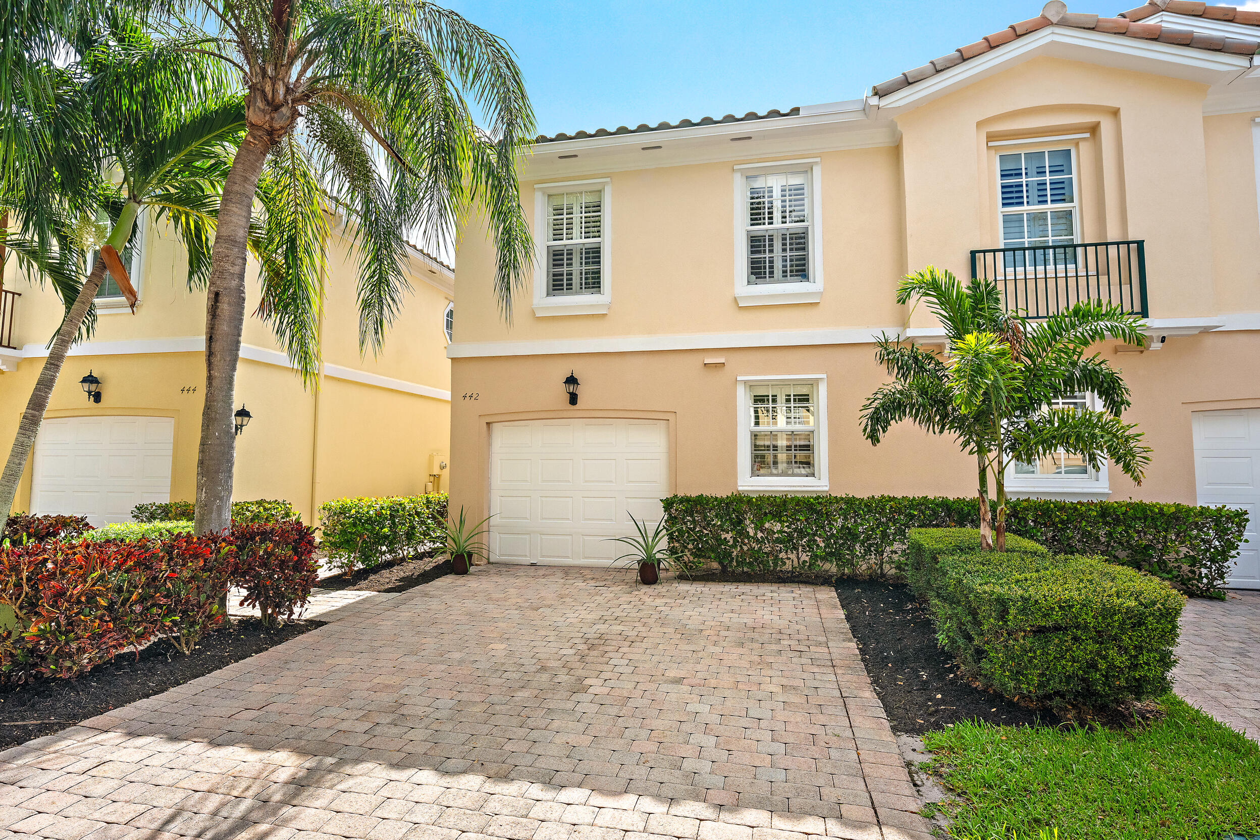 442 Capistrano, Palm Beach Gardens FL 33410