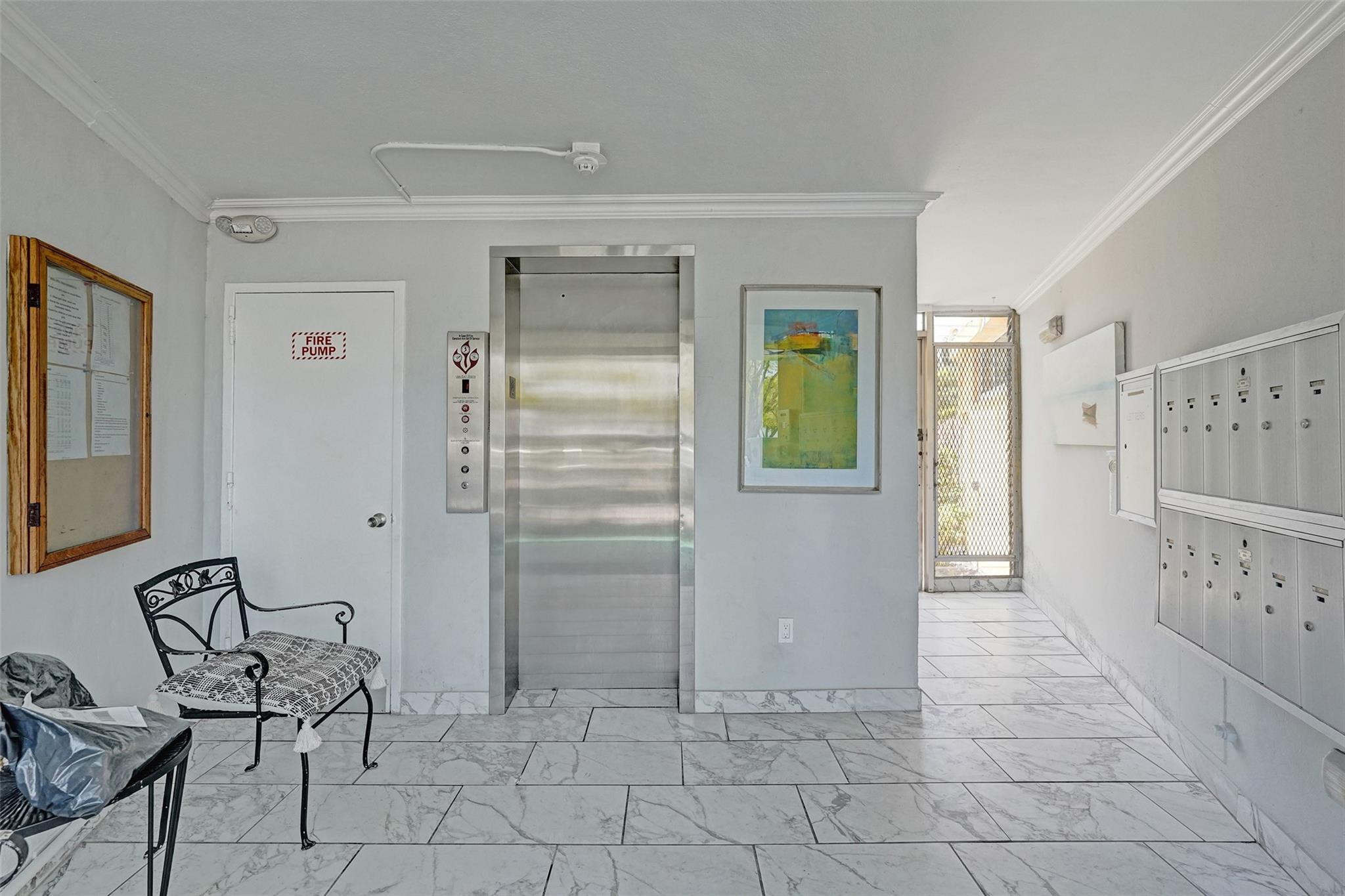 2400 NE 9th #304, Fort Lauderdale FL 33304