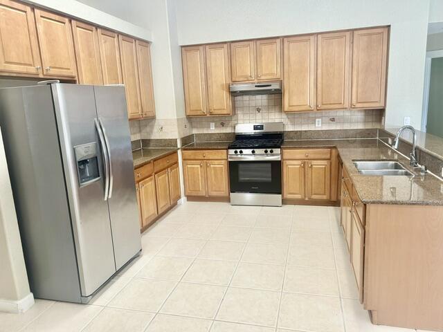 6469 Bay Island, West Palm Beach FL 33411
