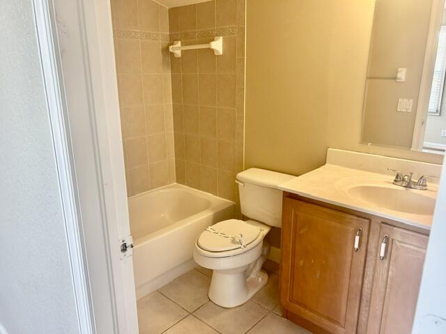 6469 Bay Island, West Palm Beach FL 33411