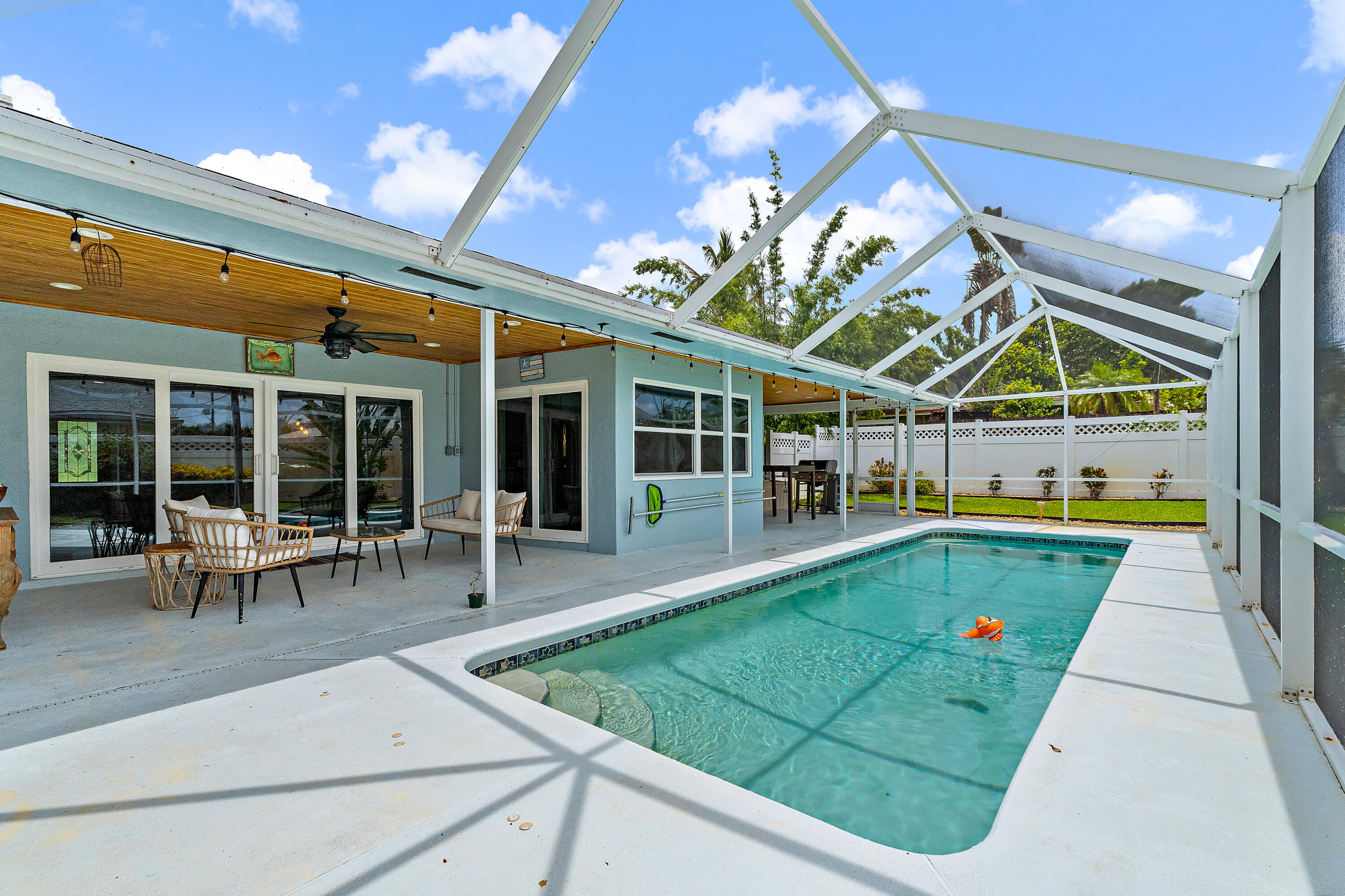 76 Wingo, Tequesta FL 33469