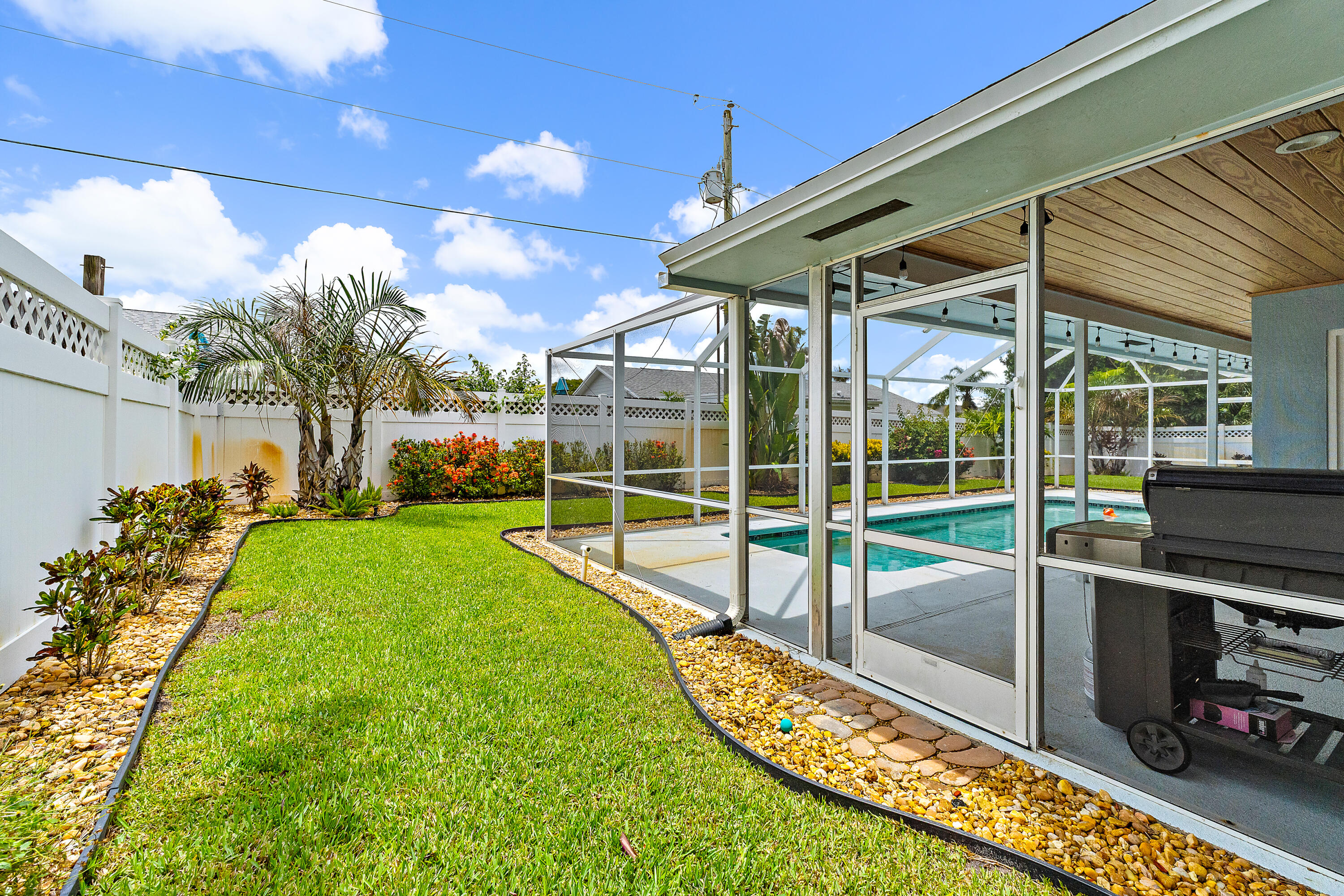 76 Wingo, Tequesta FL 33469