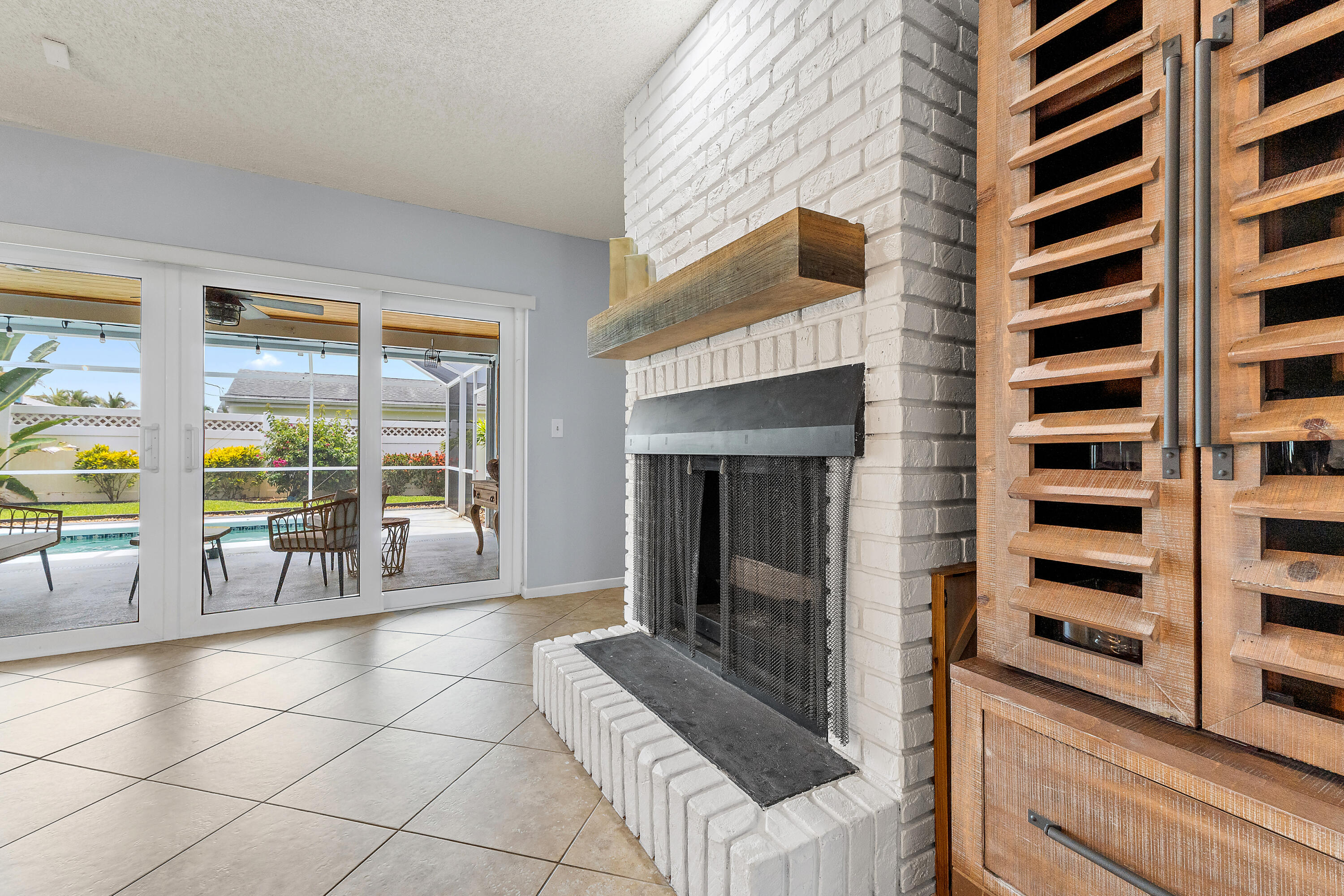 76 Wingo, Tequesta FL 33469