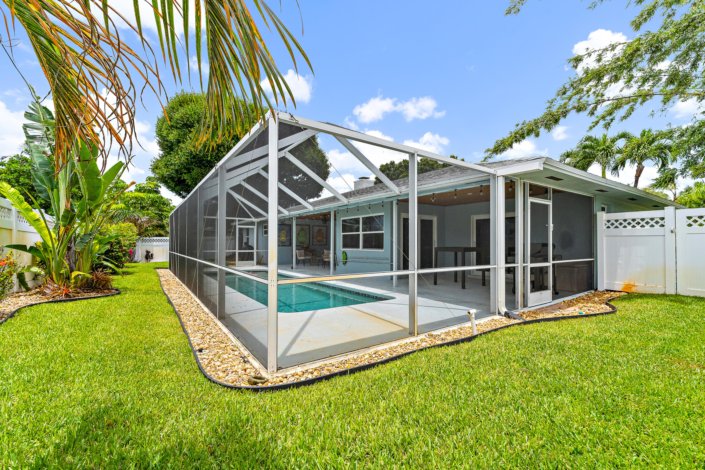 76 Wingo, Tequesta FL 33469