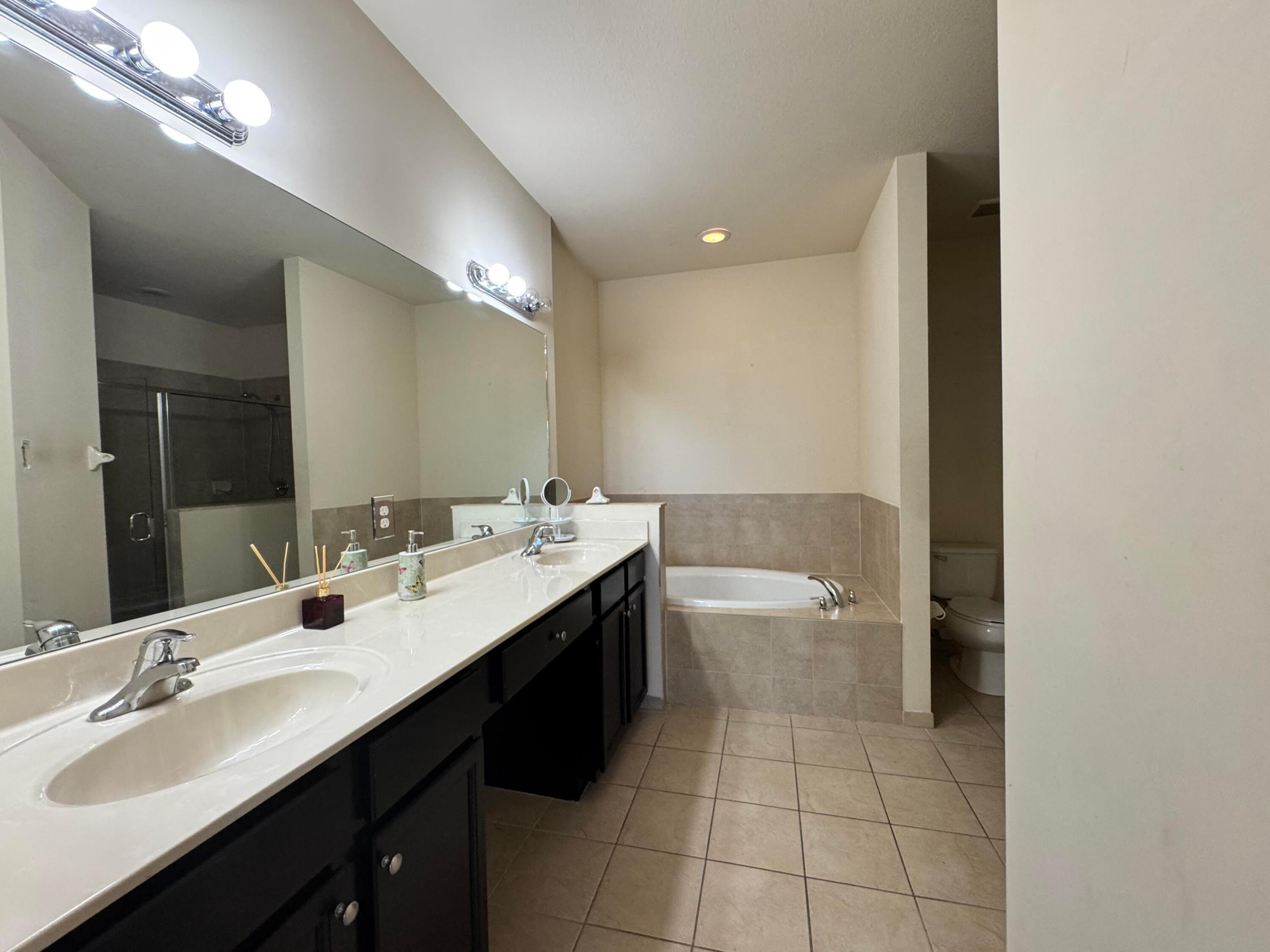 9136 SW 227th #9136, Cutler Bay FL 33190