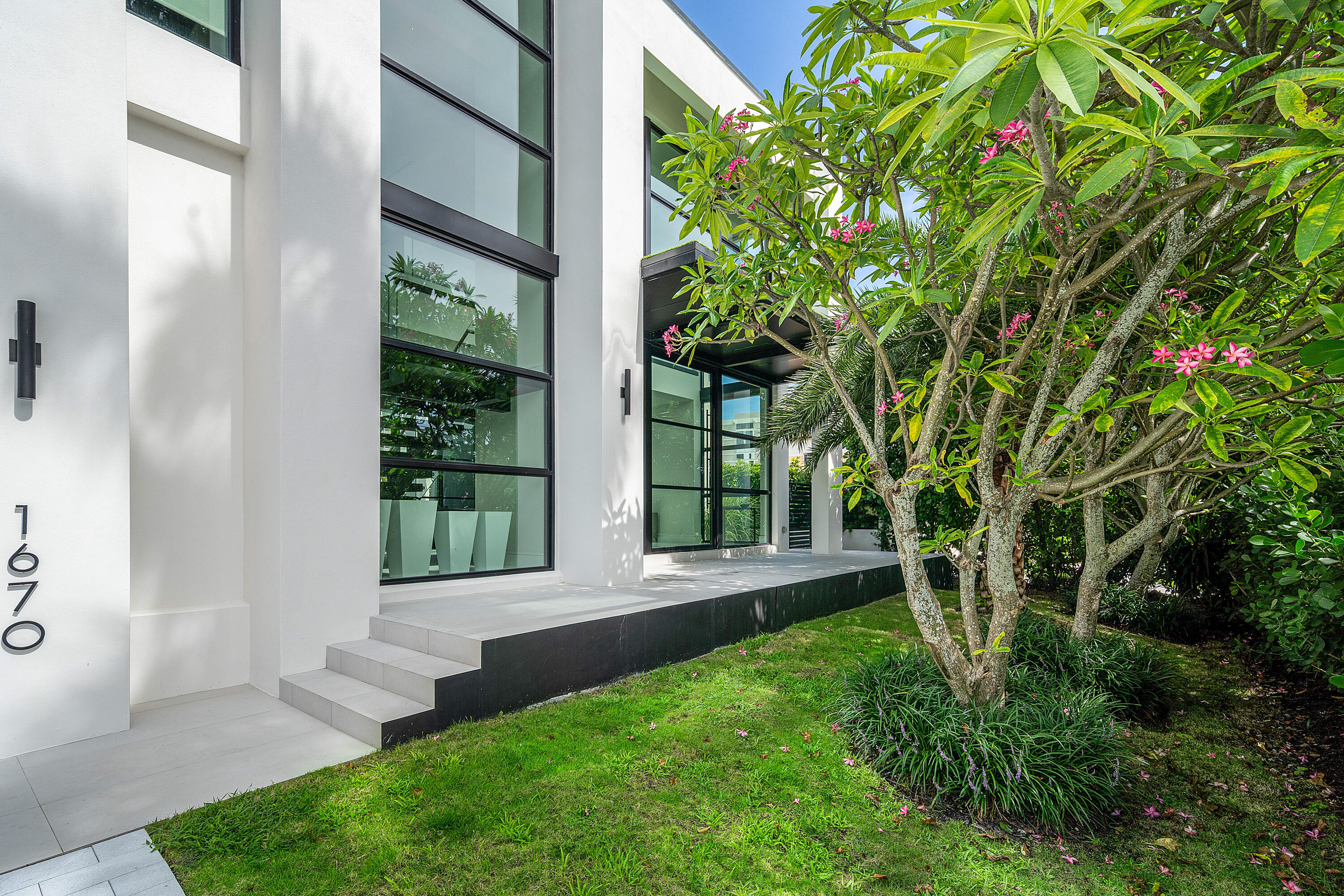 1670 E Terra Mar, Lauderdale By The Sea FL 33062