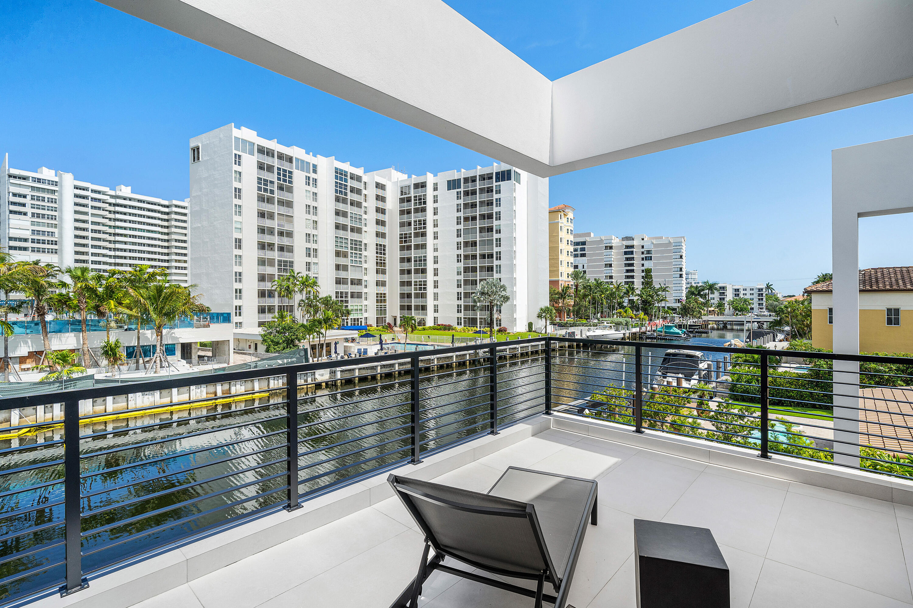 1670 E Terra Mar, Lauderdale By The Sea FL 33062