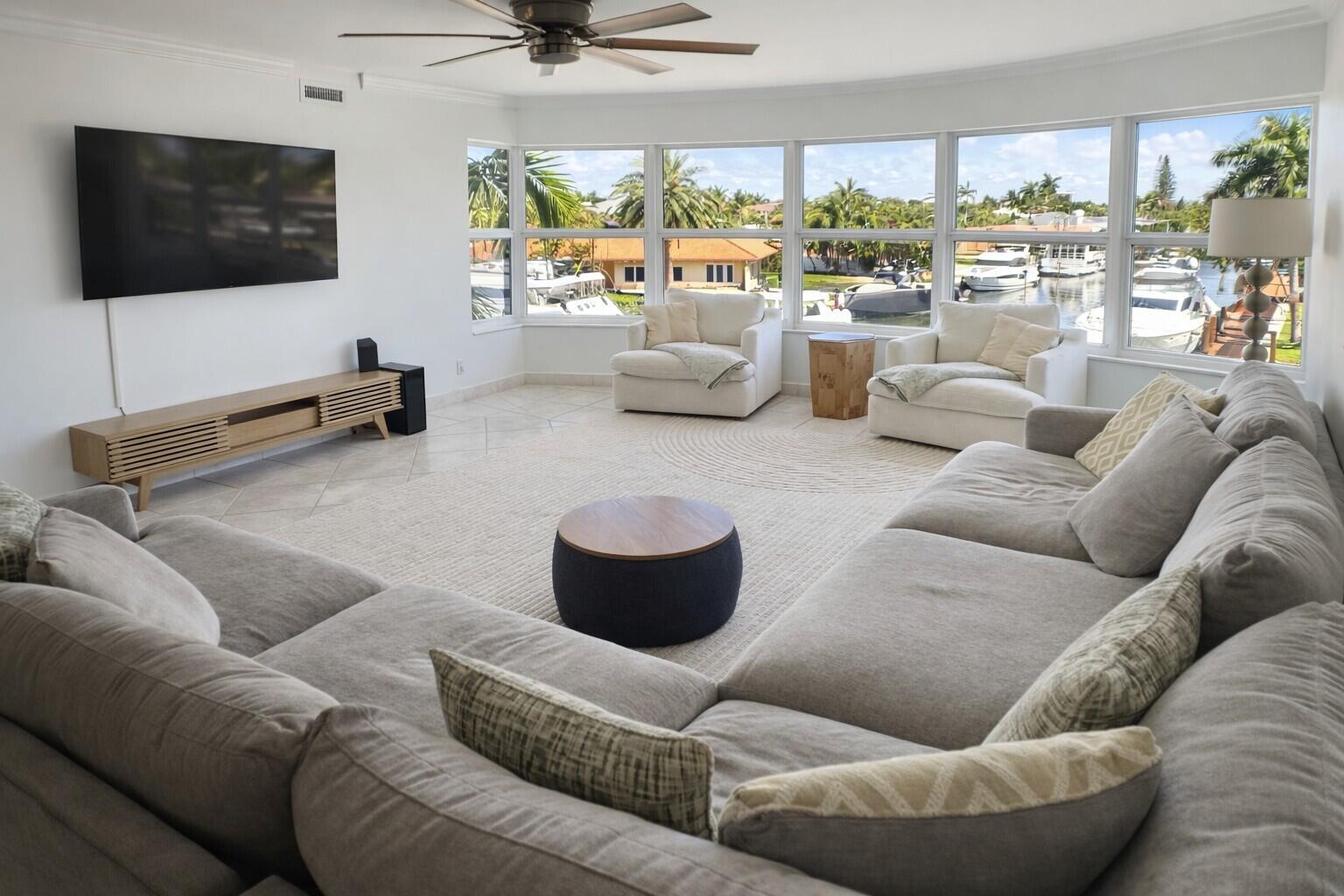 3111 NE 51st #301c, Fort Lauderdale FL 33308