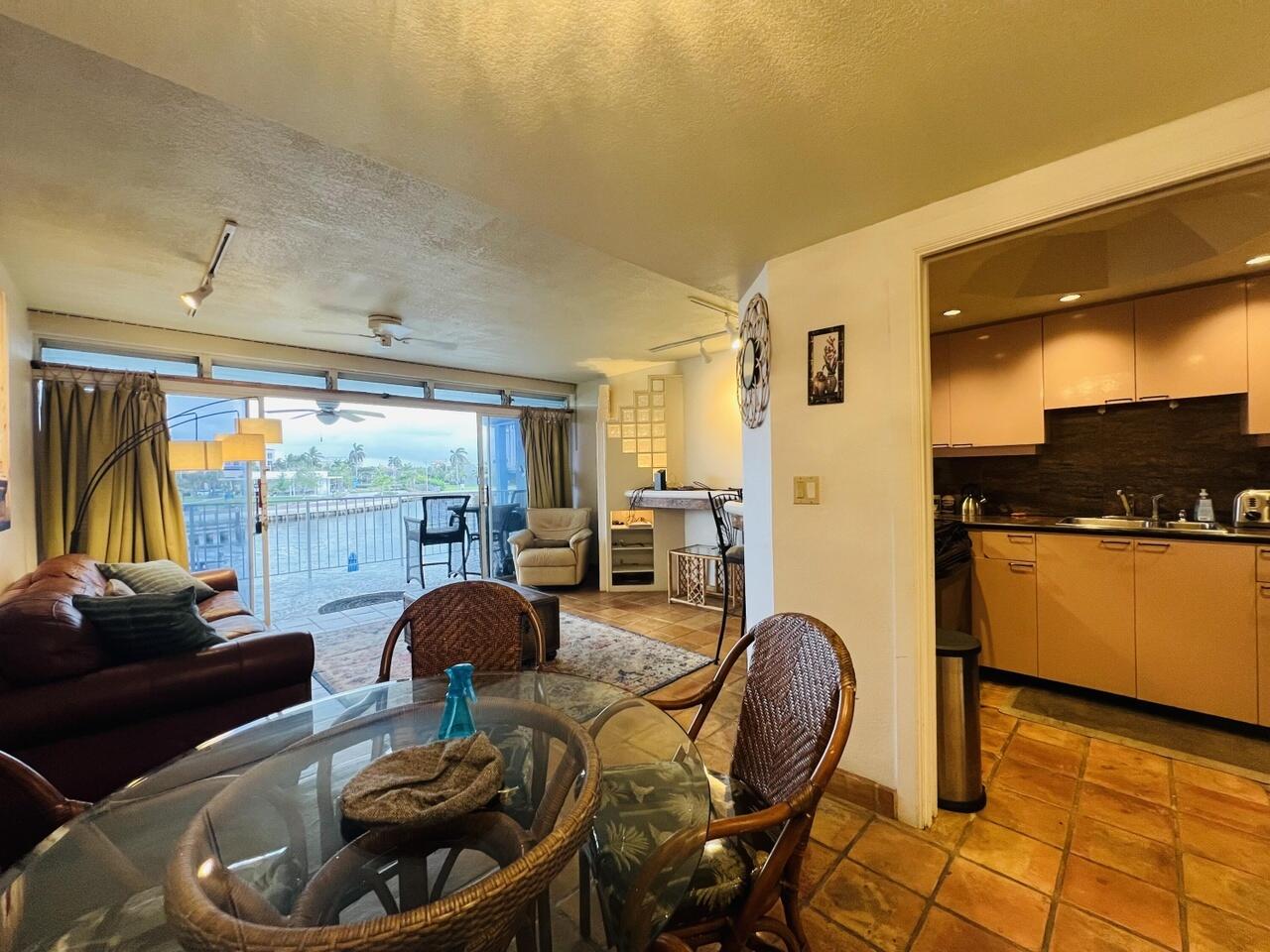 55 NE Spanish #2040, Boca Raton FL 33432