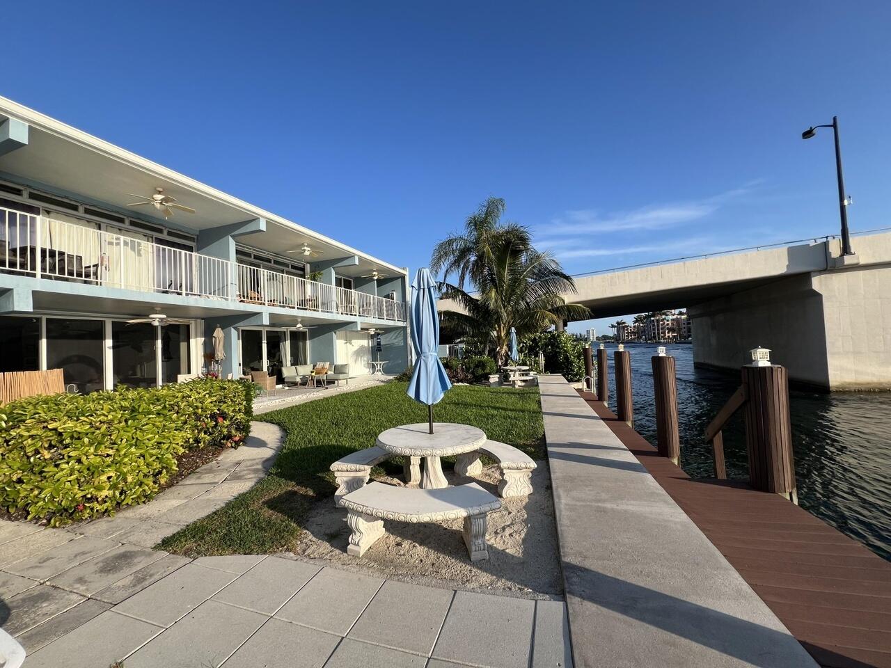 55 NE Spanish #2040, Boca Raton FL 33432