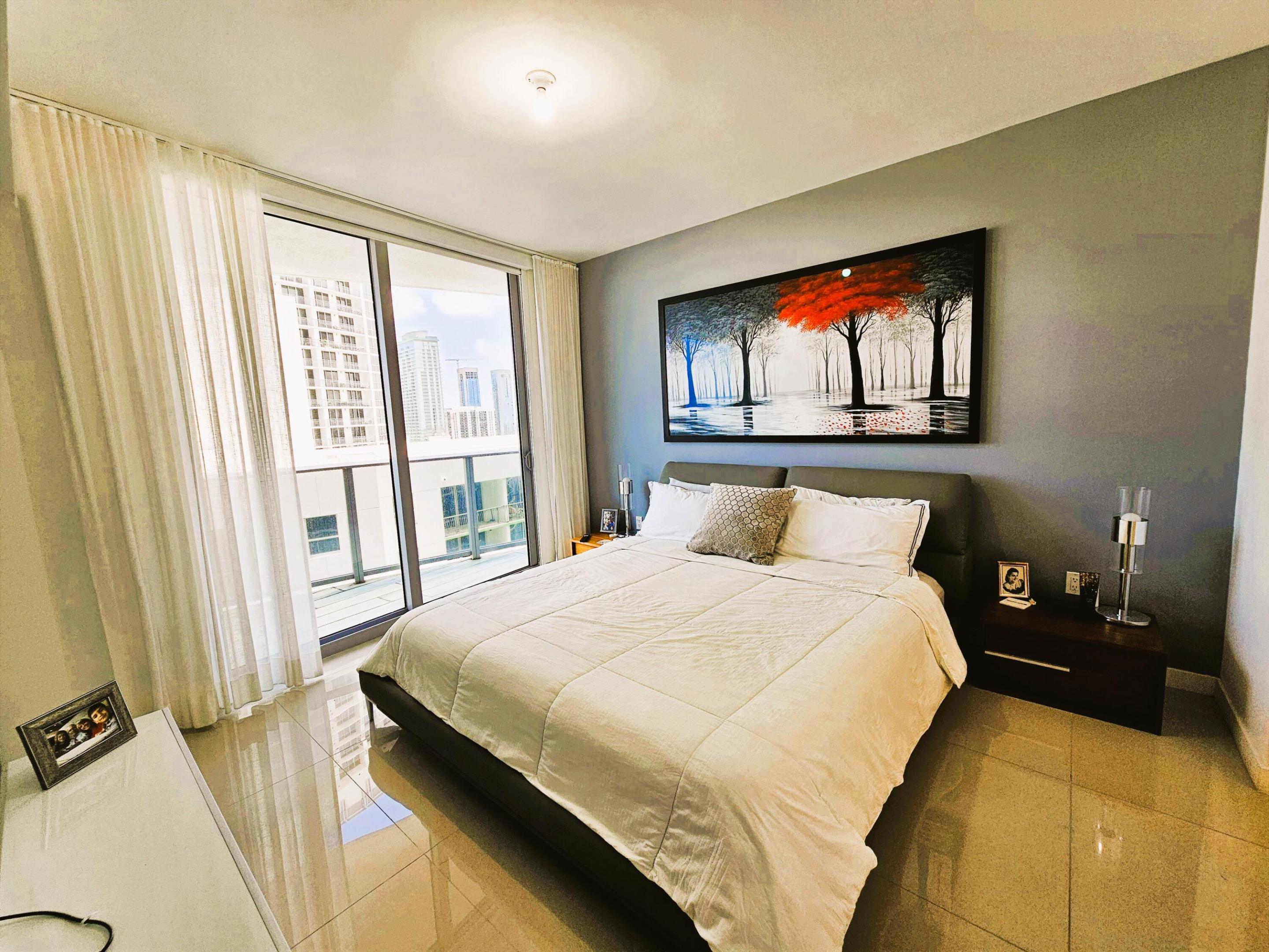 488 NE 18th #Apt 3508, Miami FL 33132