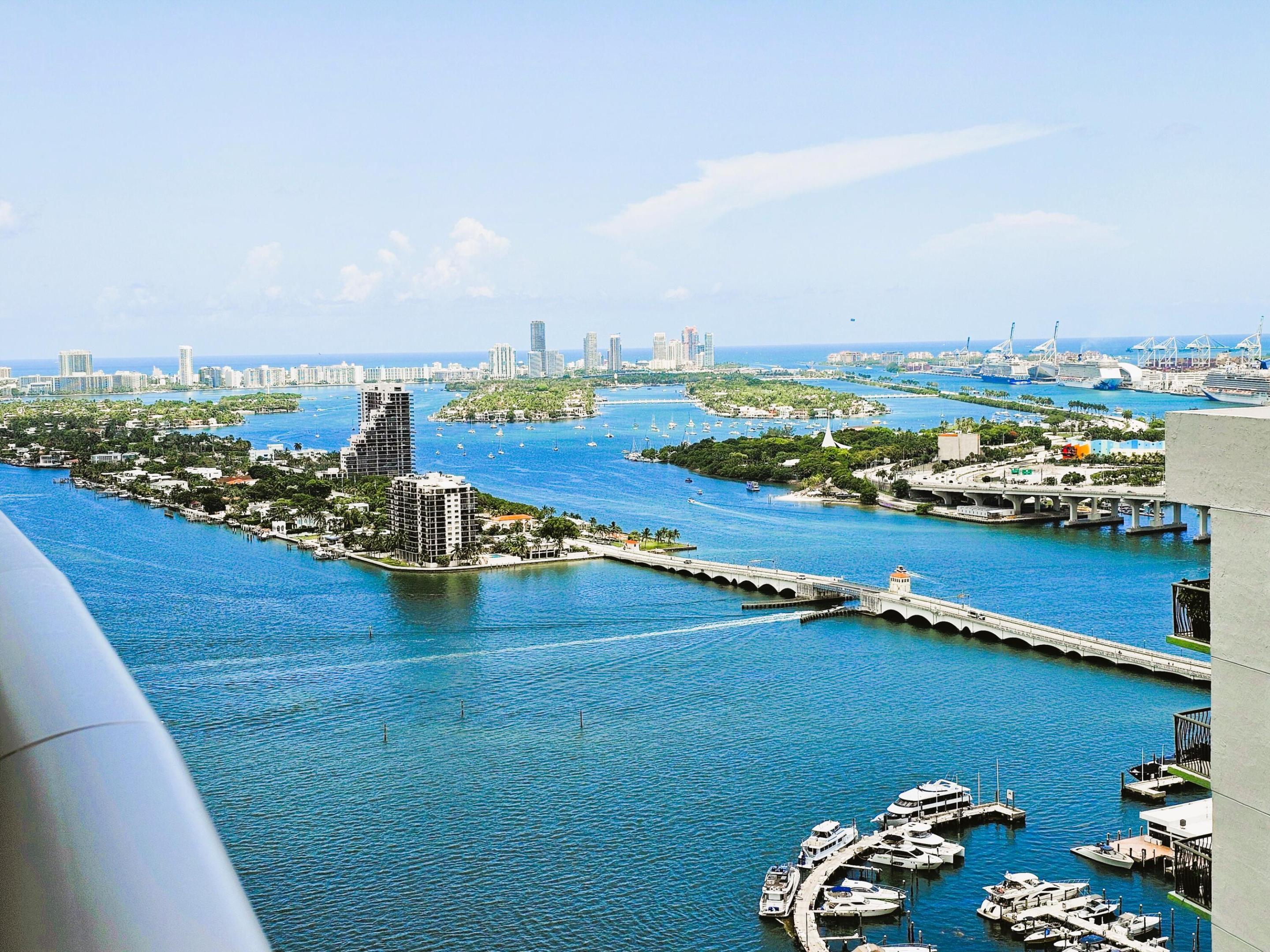 488 NE 18th #Apt 3508, Miami FL 33132