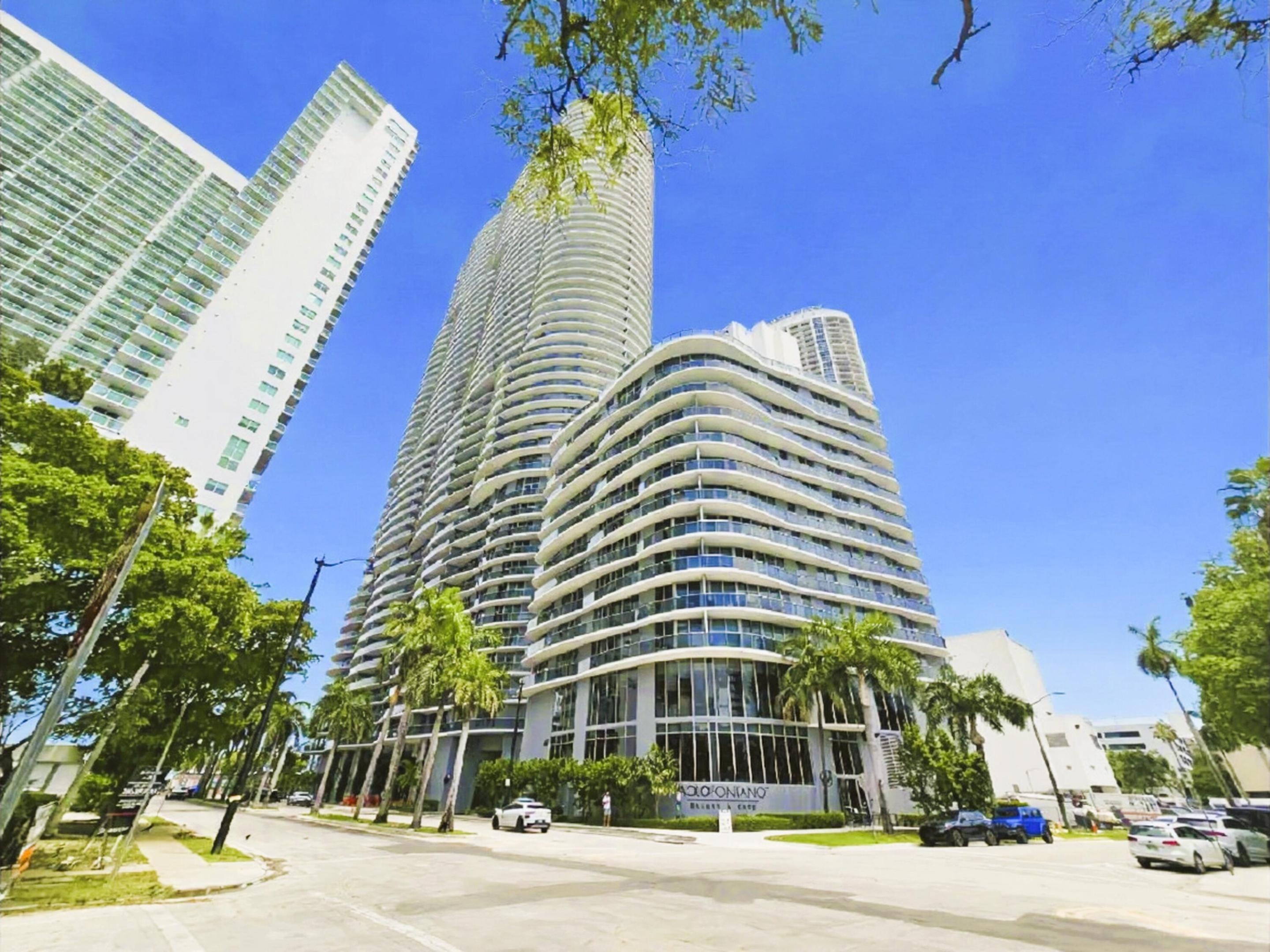 488 NE 18th #Apt 3508, Miami FL 33132