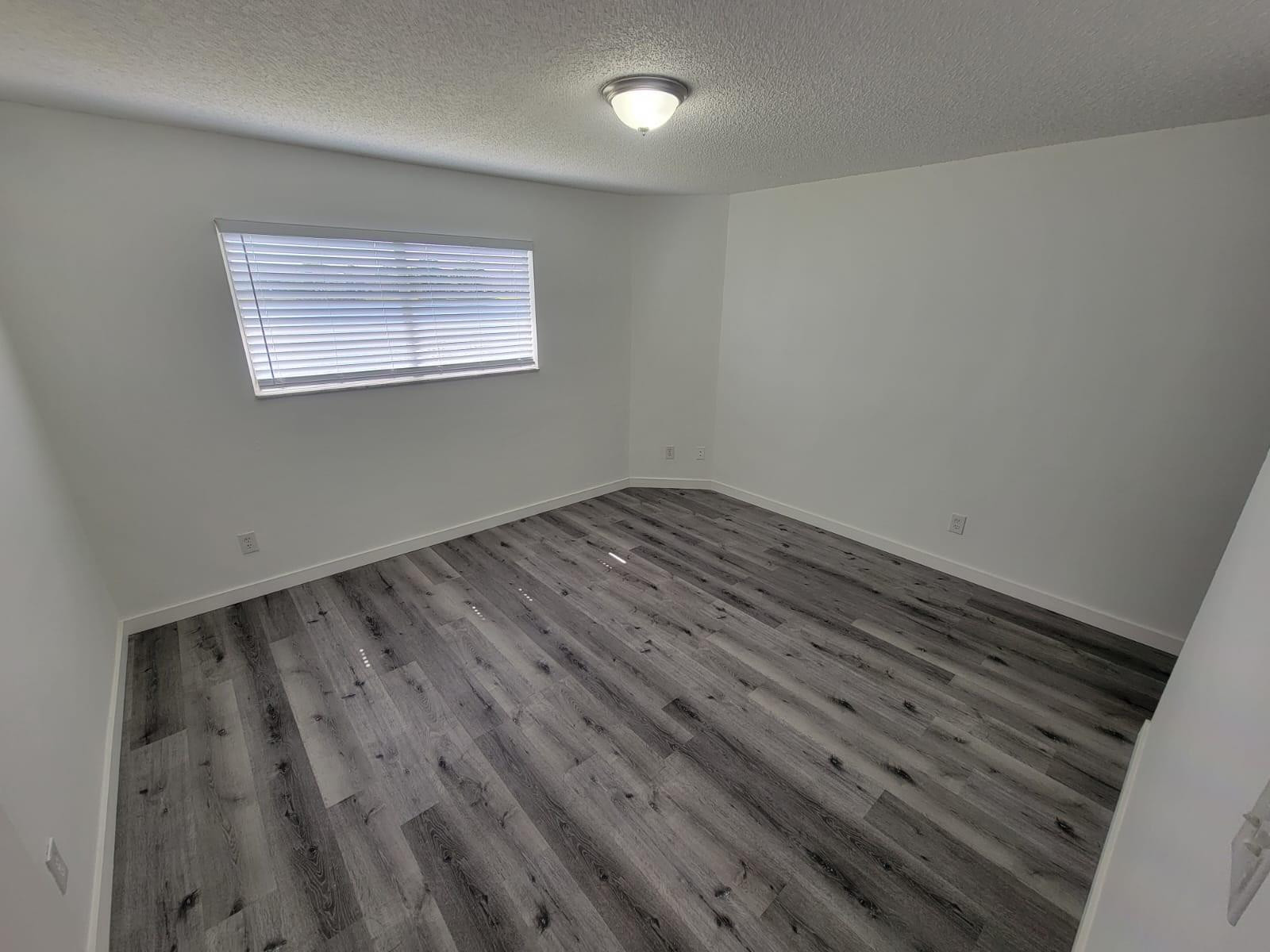 3465 NW 44th #106, Oakland Park FL 33309