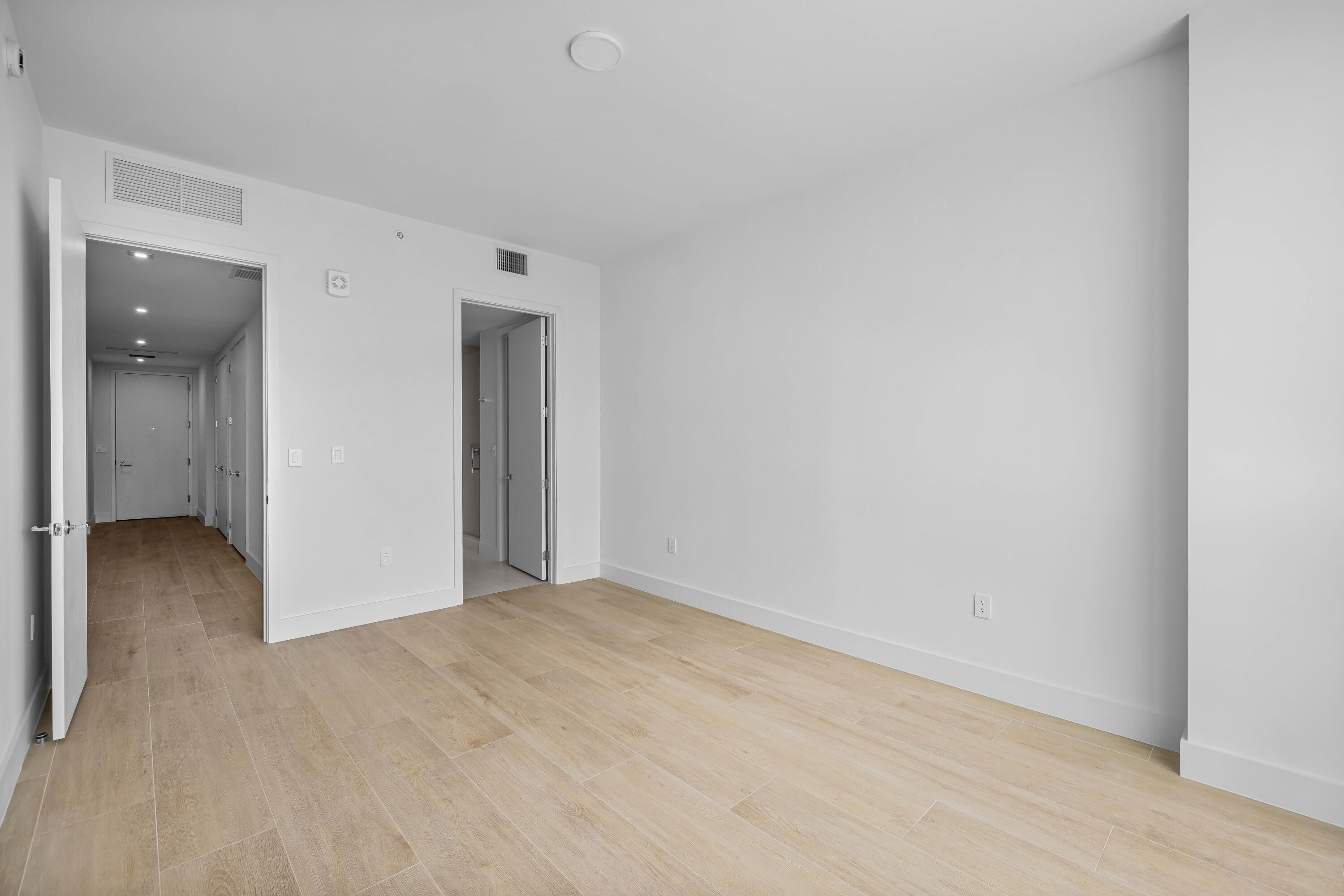 305 Briny #506, Pompano Beach FL 33062