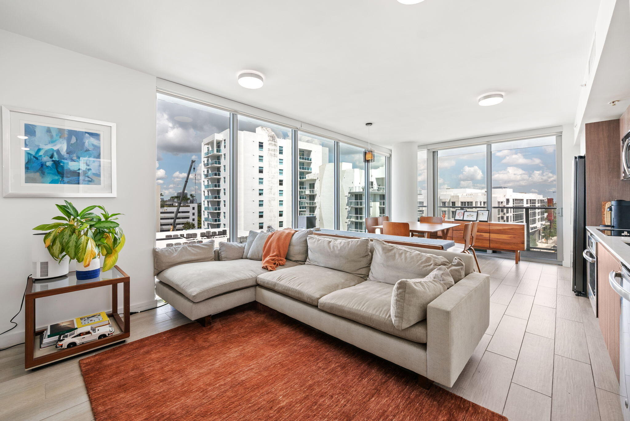 1600 SW 1st #702, Miami FL 33129