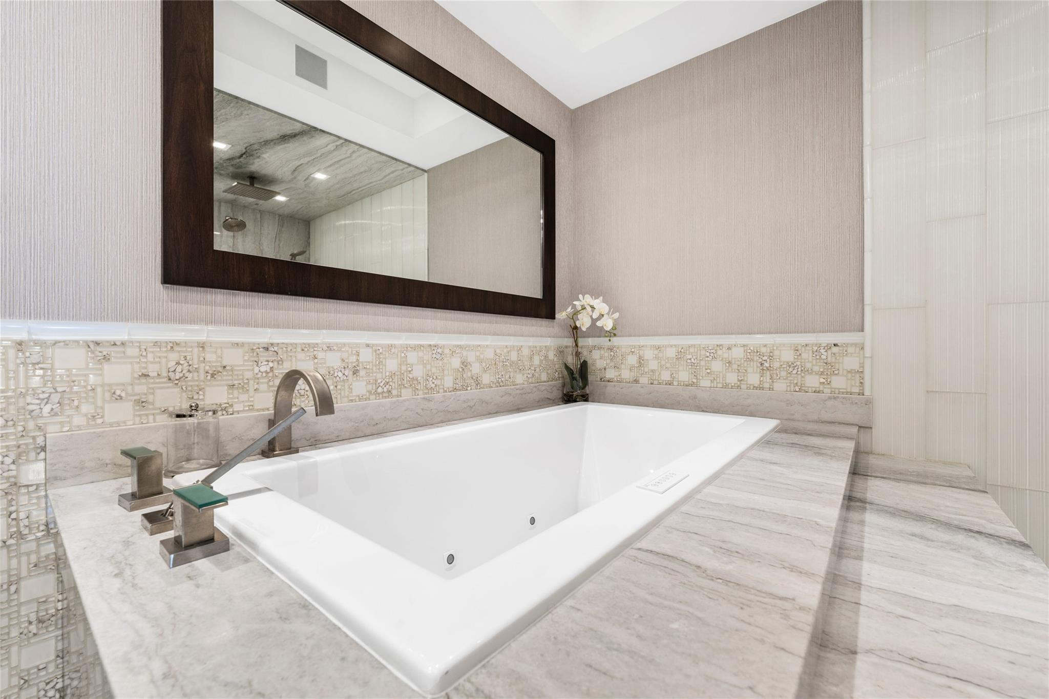 3200 N Ocean #2310, Fort Lauderdale FL 33308