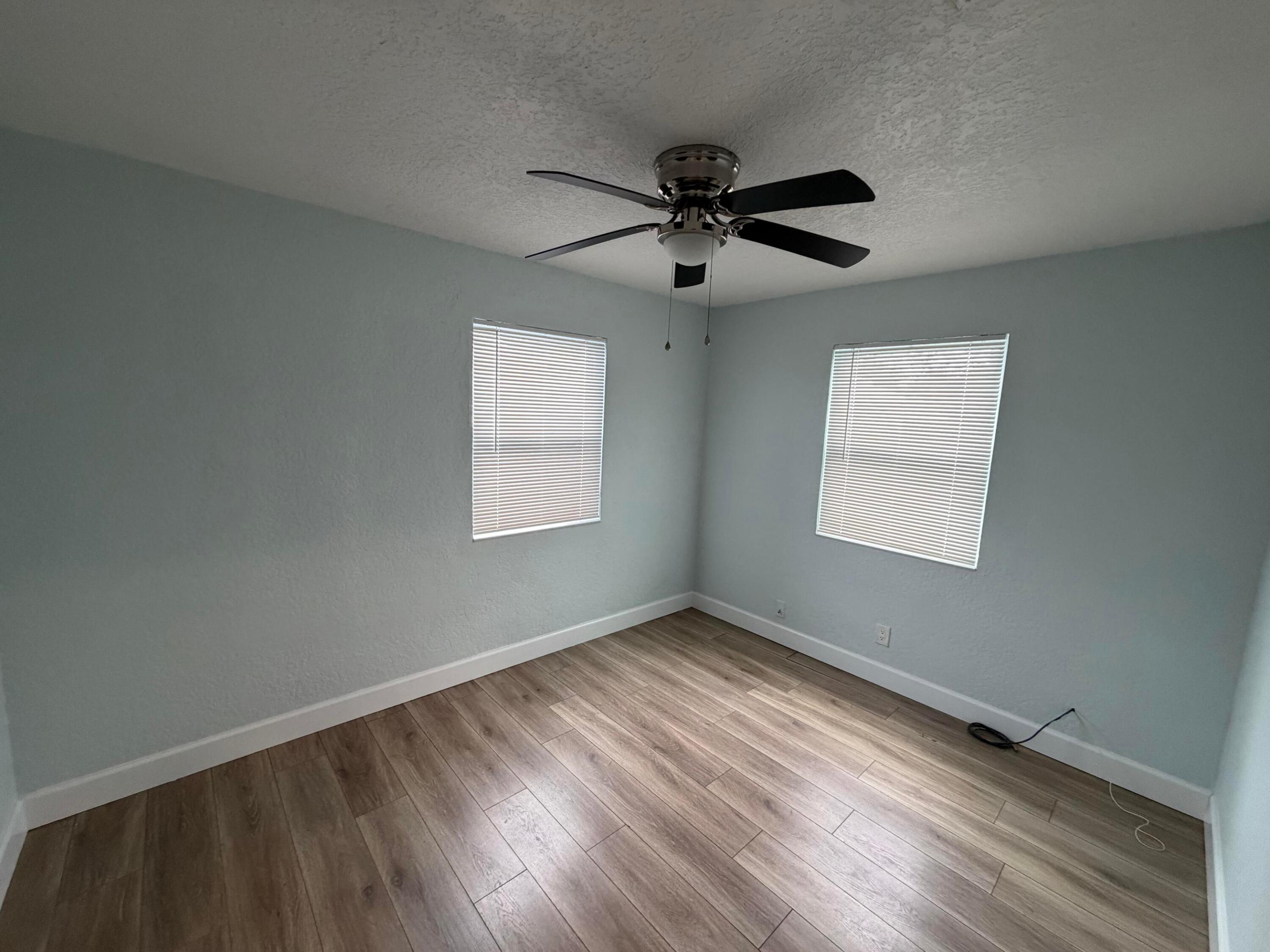 442 Winters, West Palm Beach FL 33405