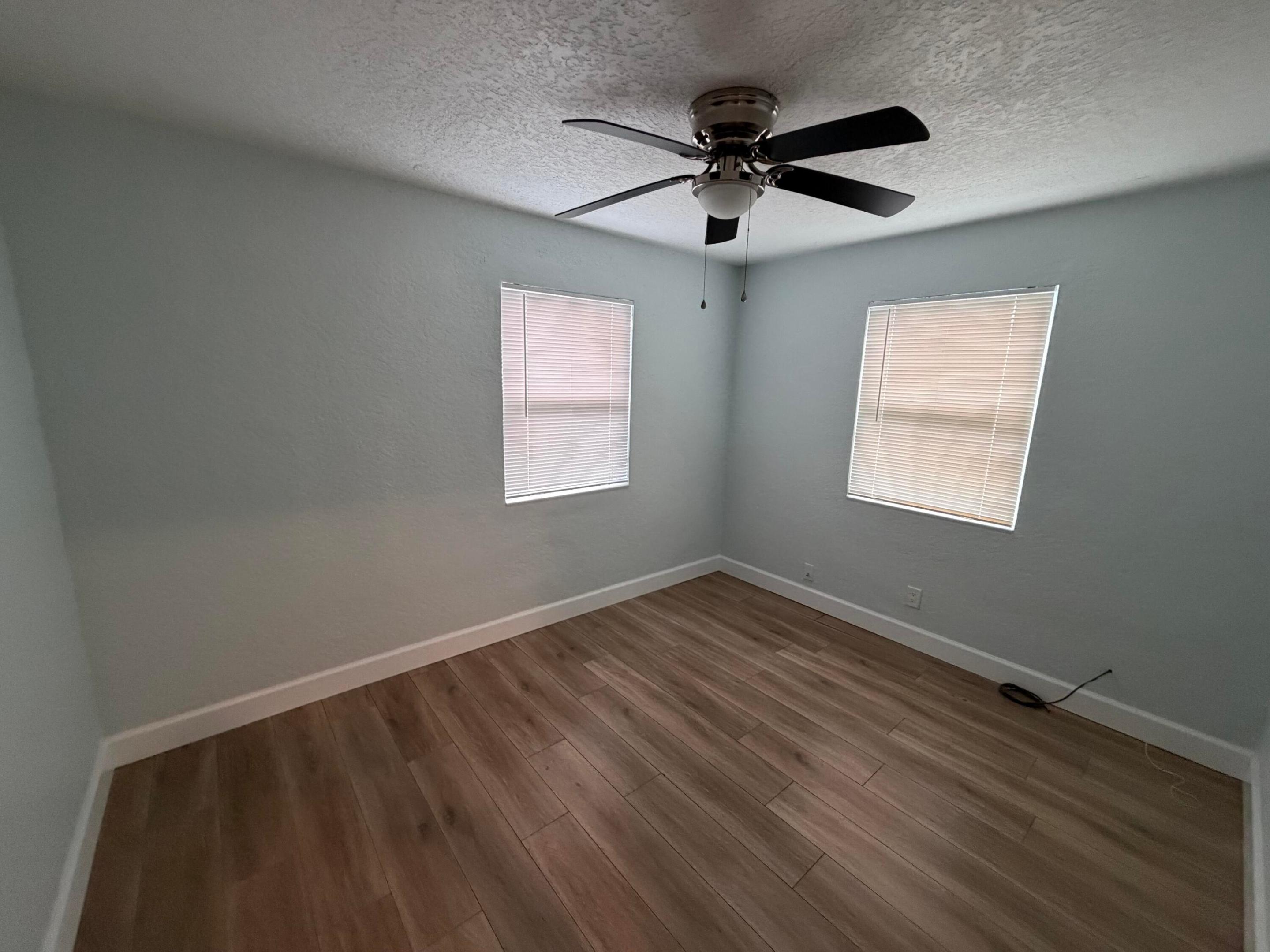 442 Winters, West Palm Beach FL 33405