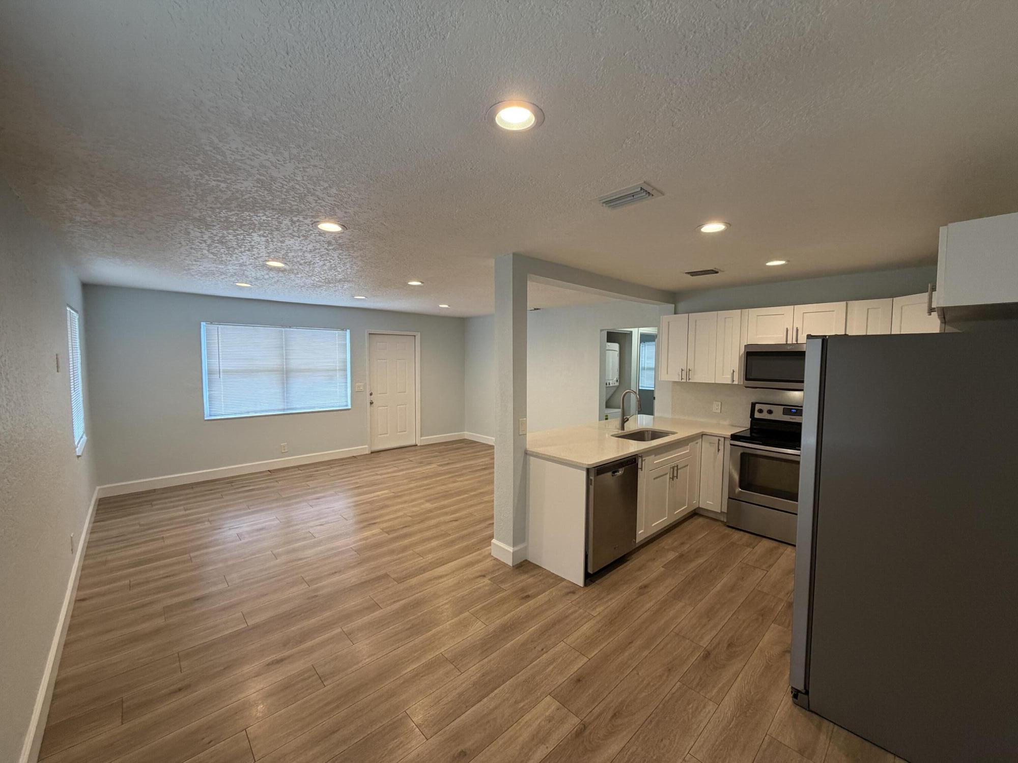 442 Winters, West Palm Beach FL 33405