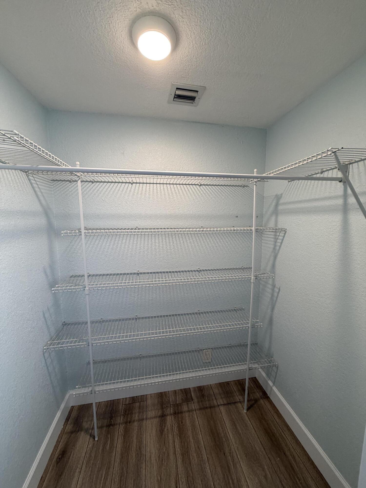 442 Winters, West Palm Beach FL 33405