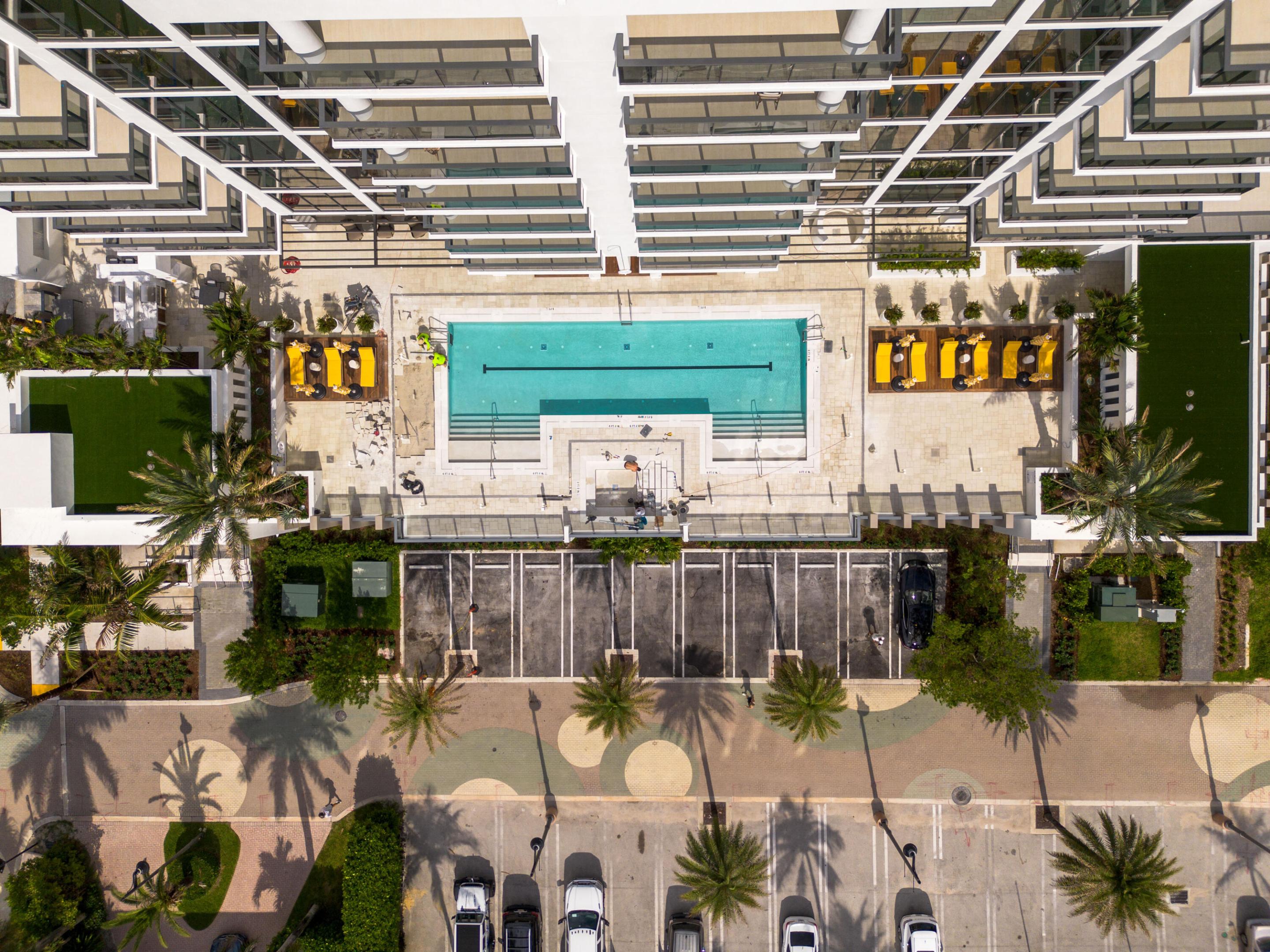 305 Briny #406, Pompano Beach FL 33062