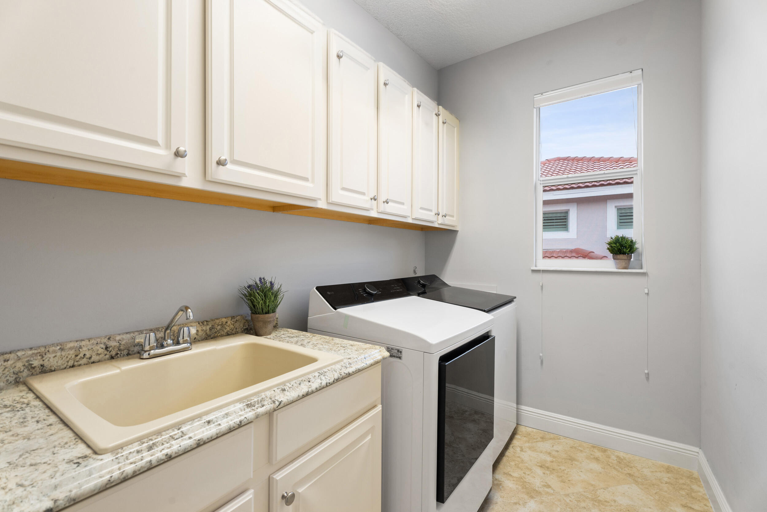 12140 Aviles, Palm Beach Gardens FL 33418