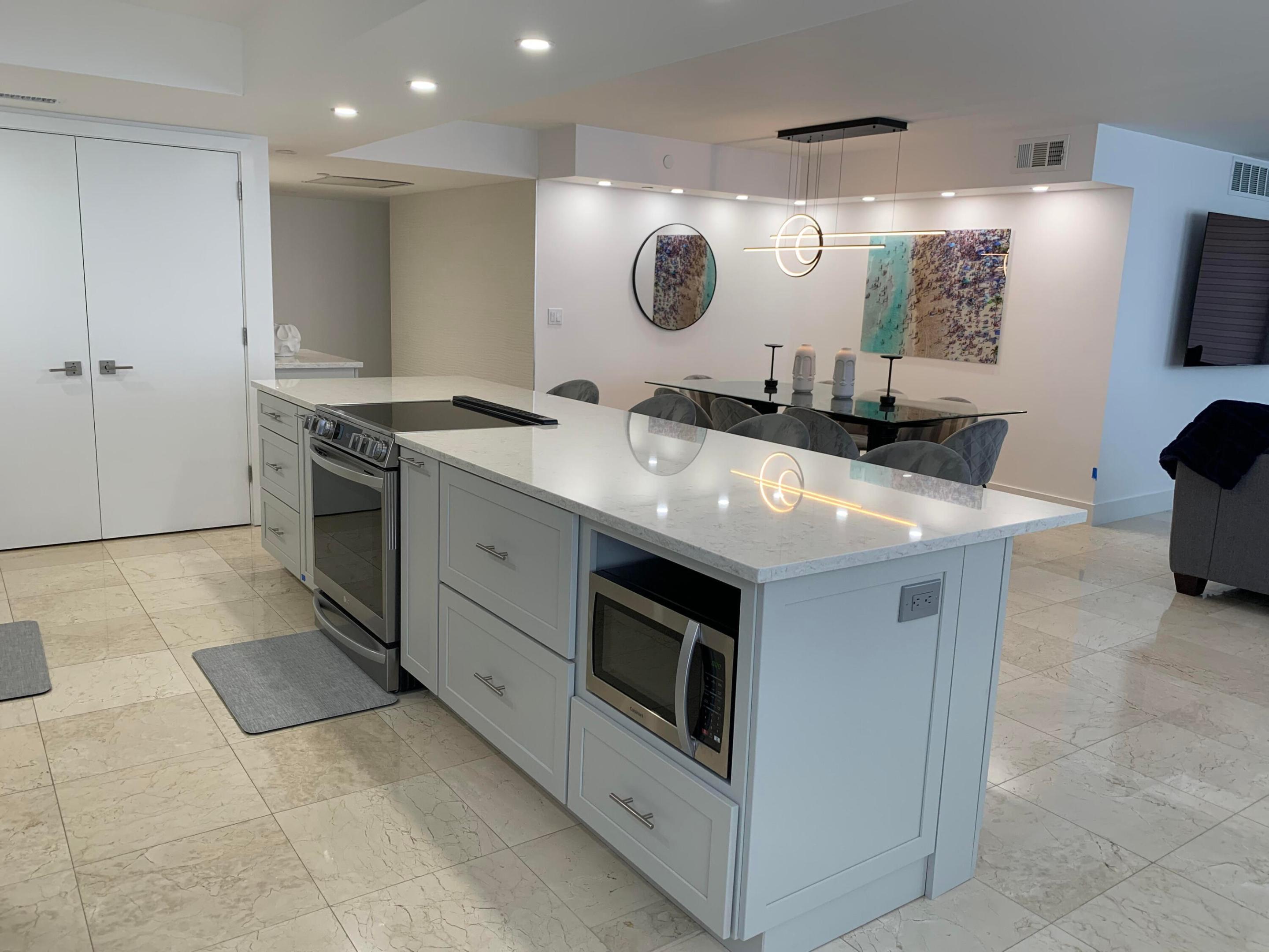 3115 S Ocean #1002, Highland Beach FL 33487