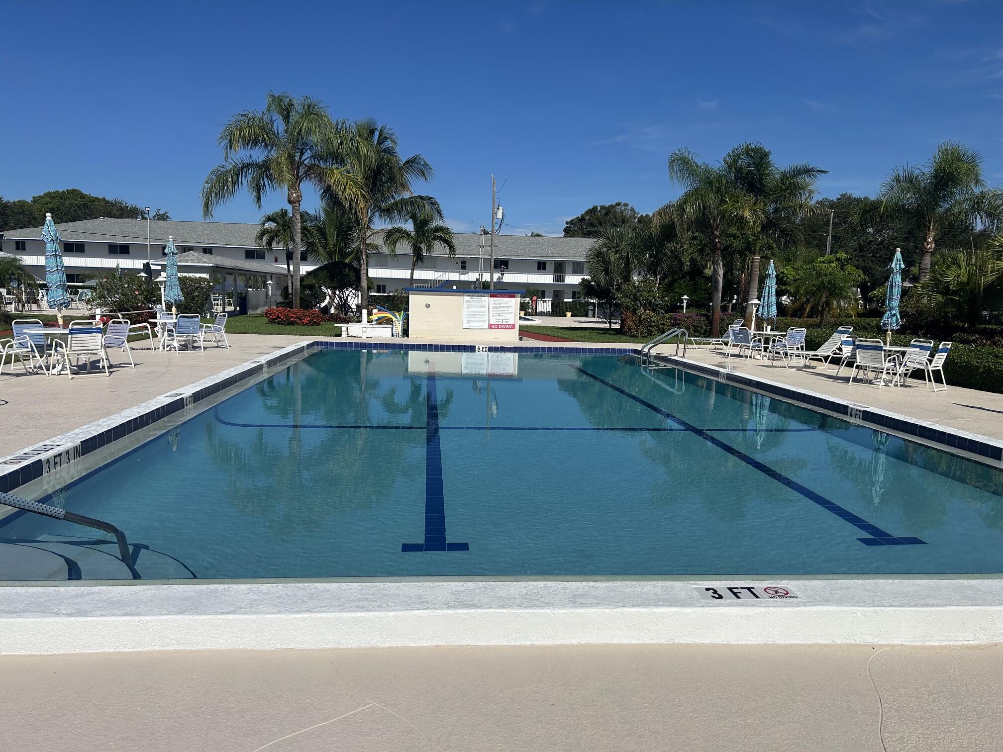 4 Westwood, Jupiter FL 33469