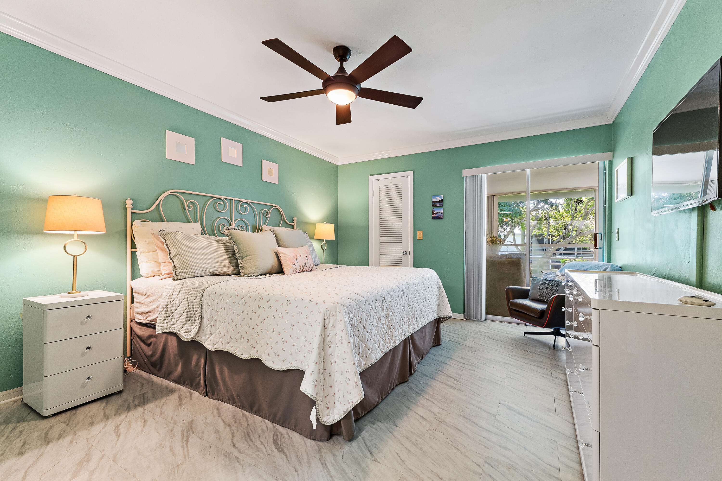 4 Westwood, Jupiter FL 33469