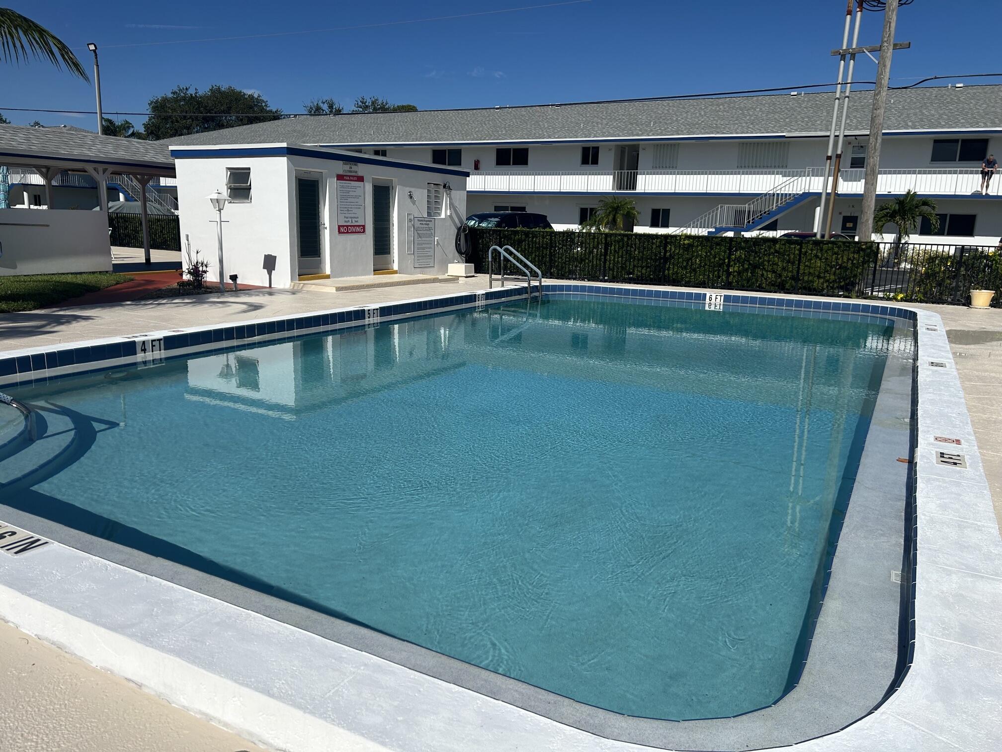 4 Westwood, Jupiter FL 33469