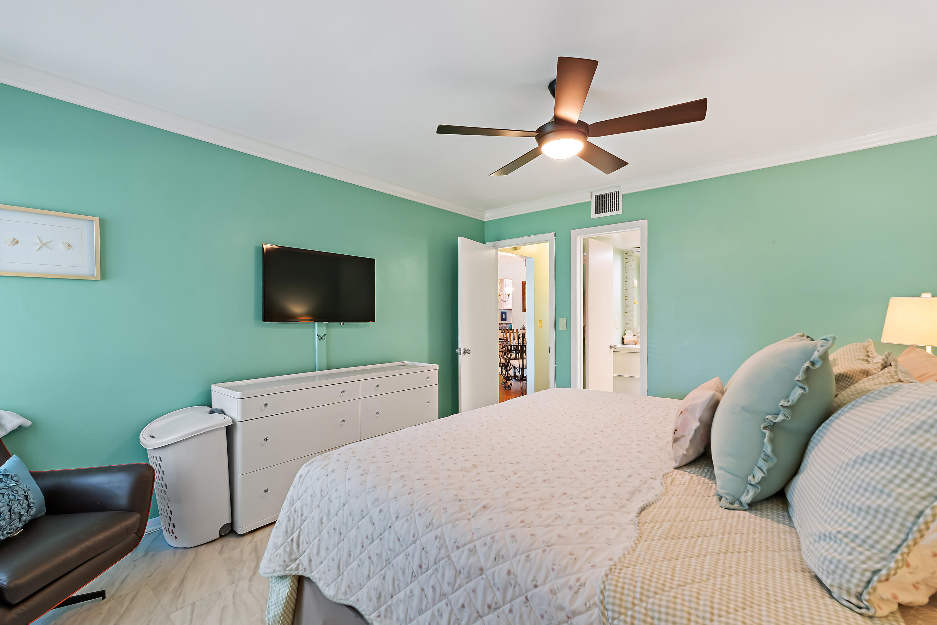 4 Westwood, Jupiter FL 33469