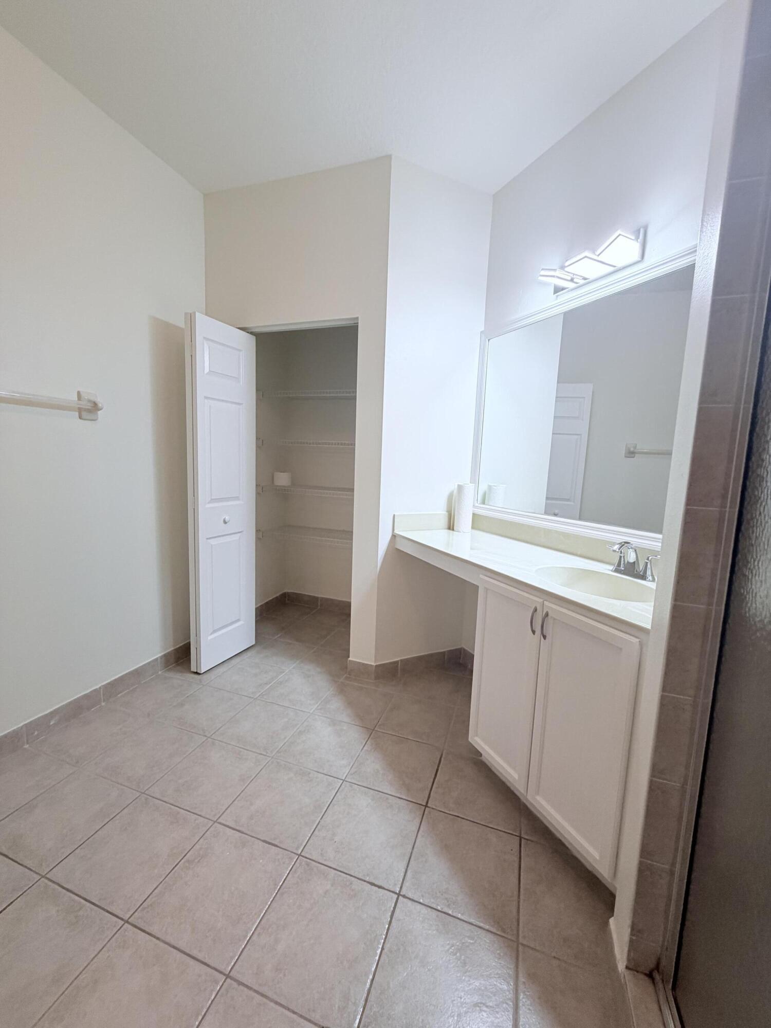 154 Village #E, Tequesta FL 33469