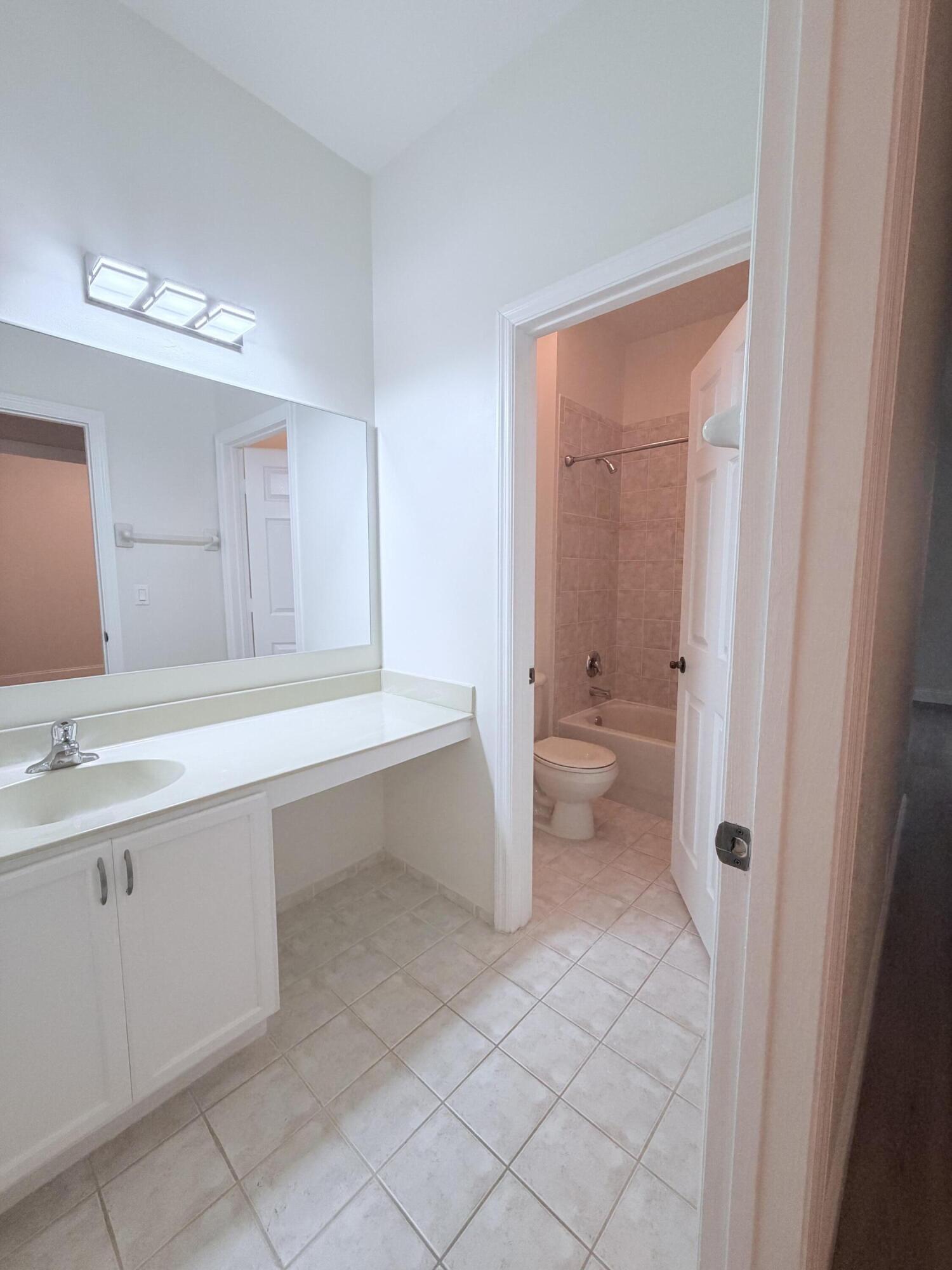 154 Village #E, Tequesta FL 33469