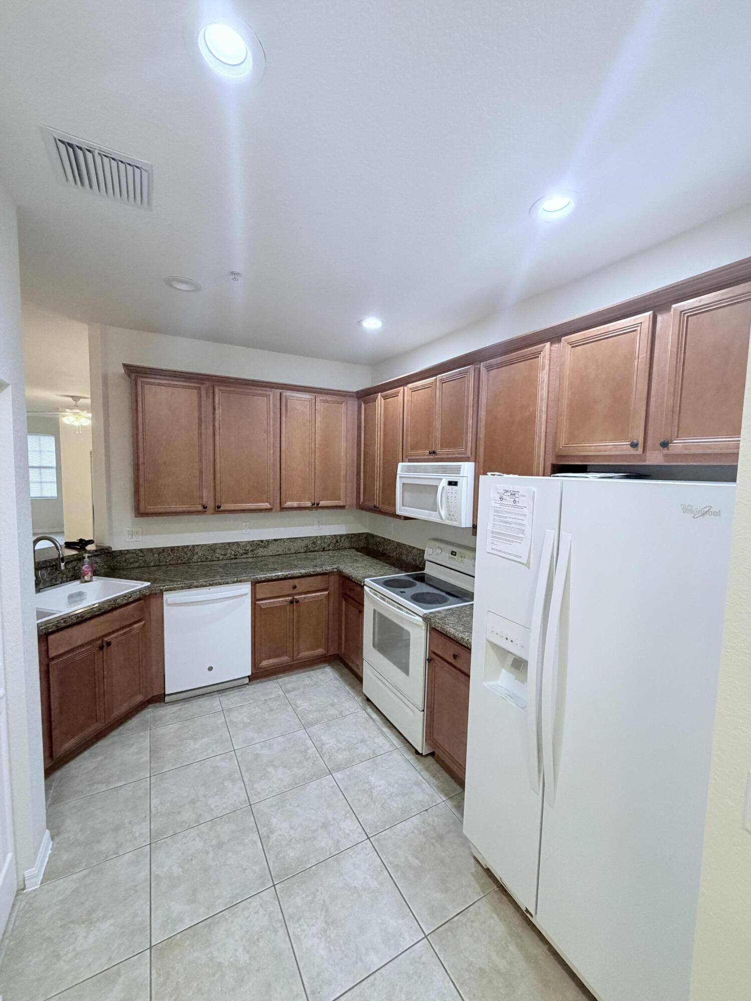 154 Village #E, Tequesta FL 33469