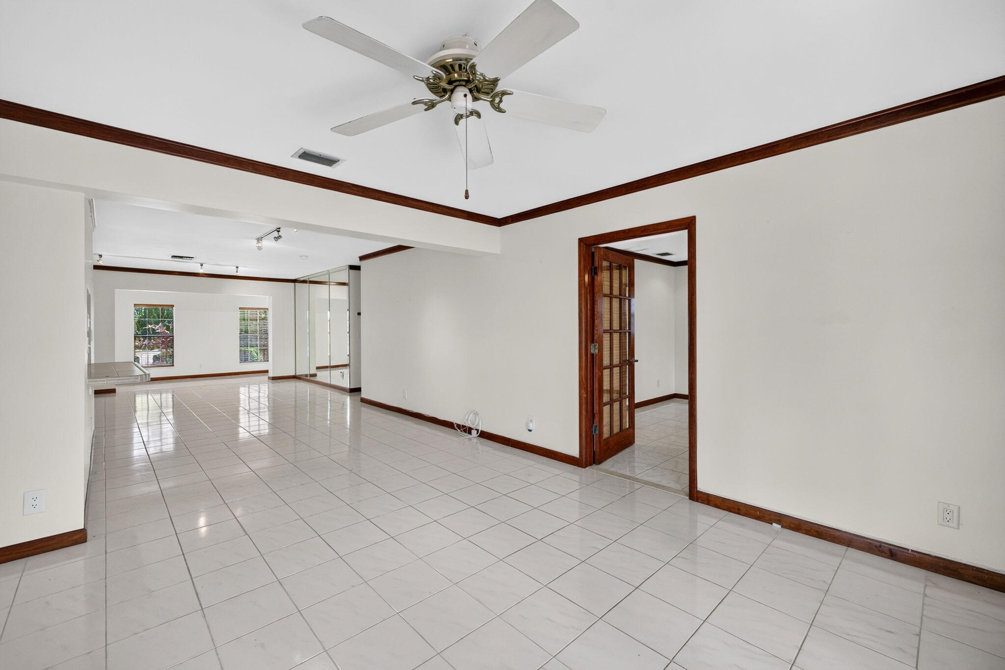2060 Tropic, Lauderdale By The Sea FL 33062
